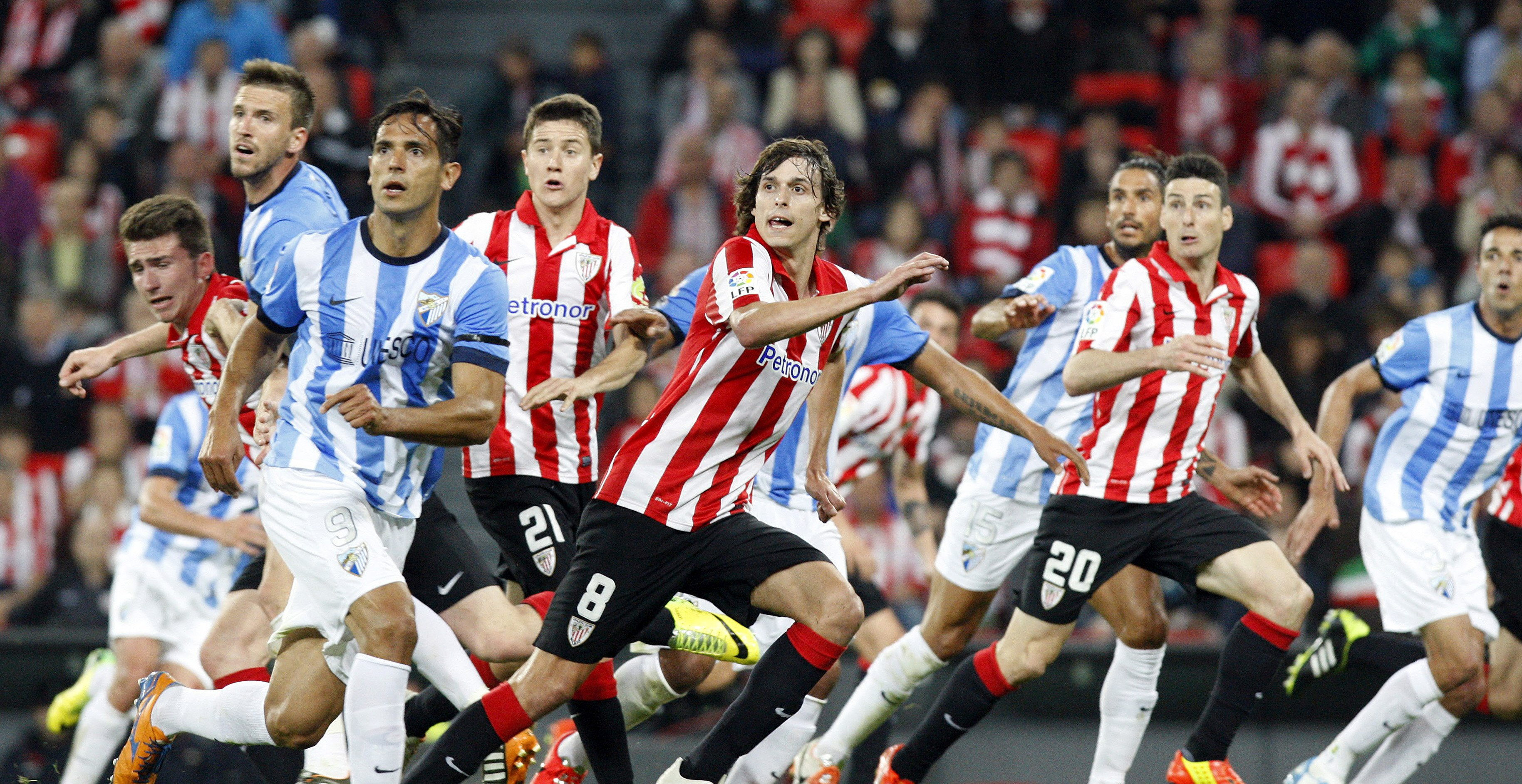 El Athletic, más cerca de la Champions tras ganar al Málaga