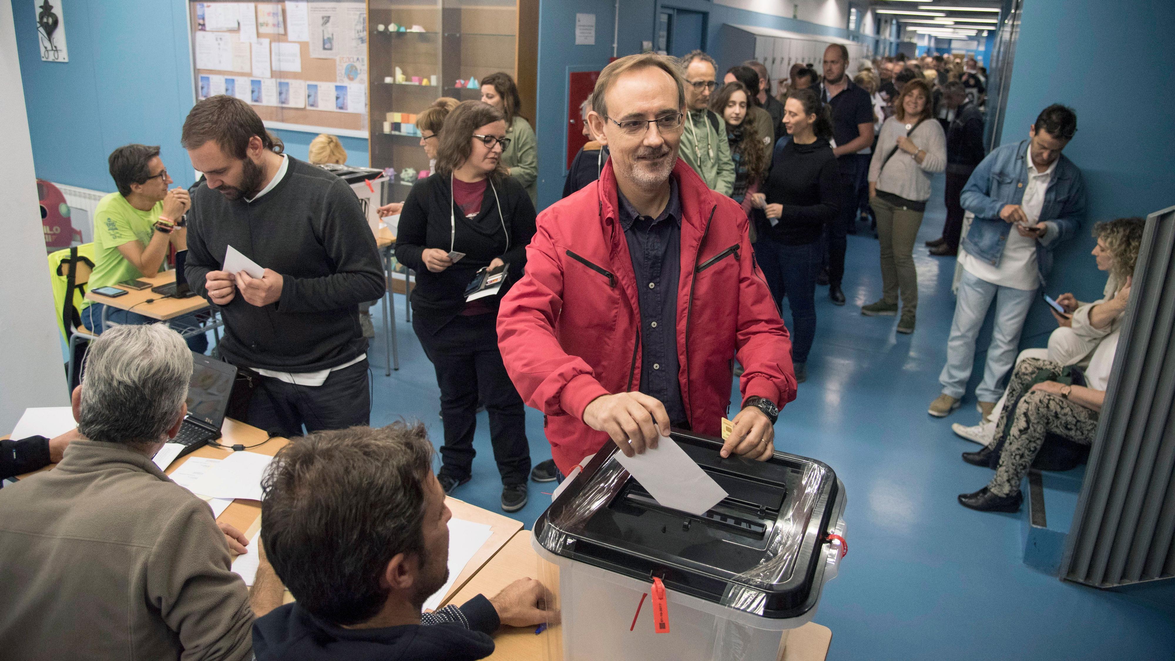 La Audiencia de Barcelona amnistía a casi 40 ex altos cargos del Govern