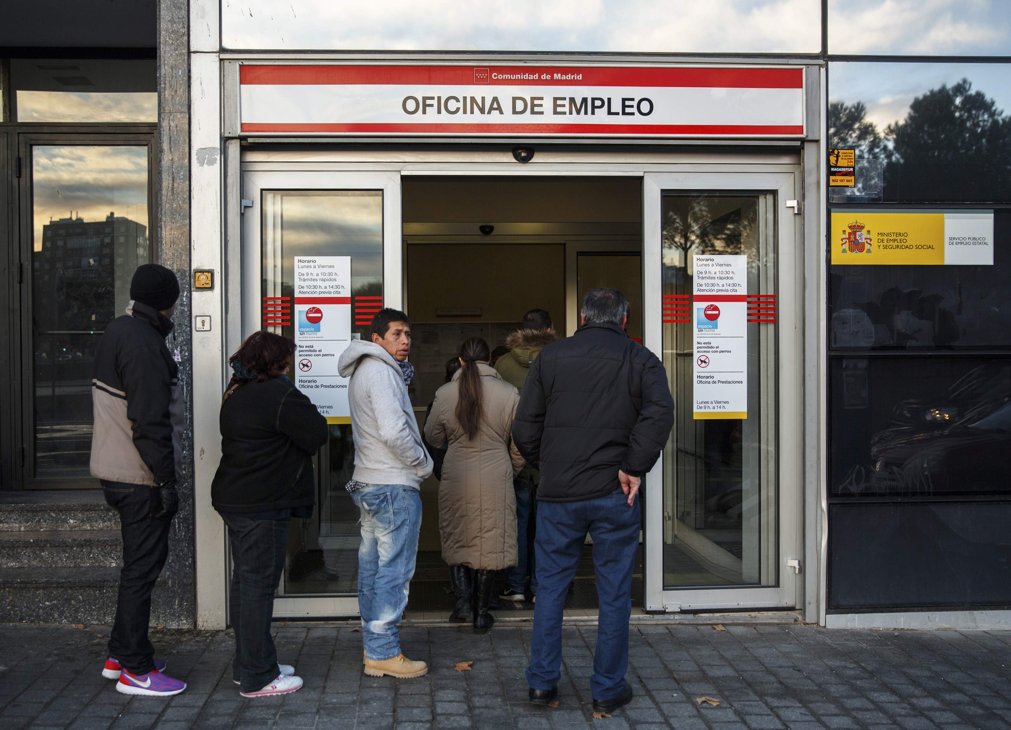 Crece la preocupación por el paro y baja por la corrupción | RTVE