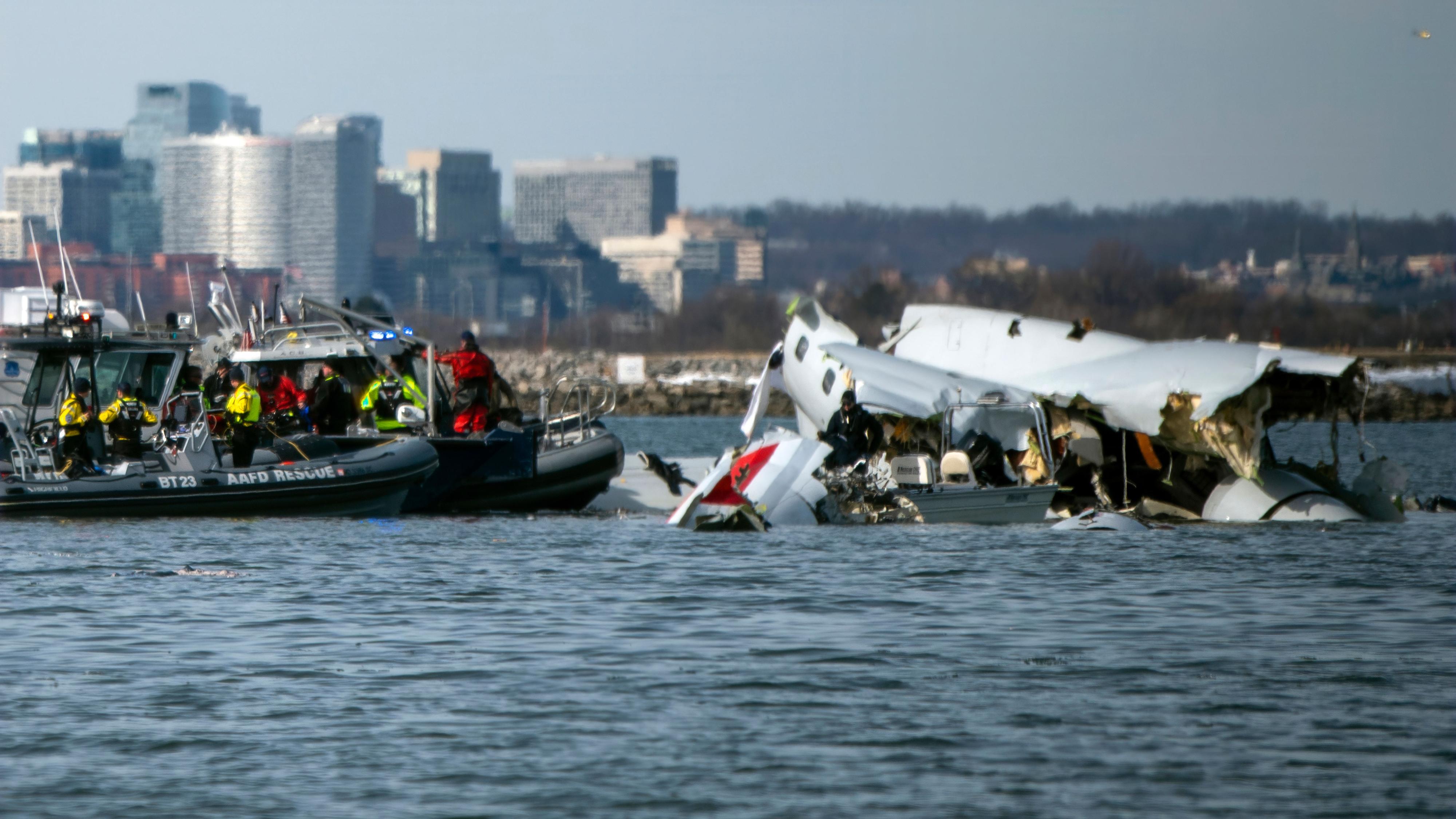 Washington Plane Crash: Investigation Underway - News Directory 3