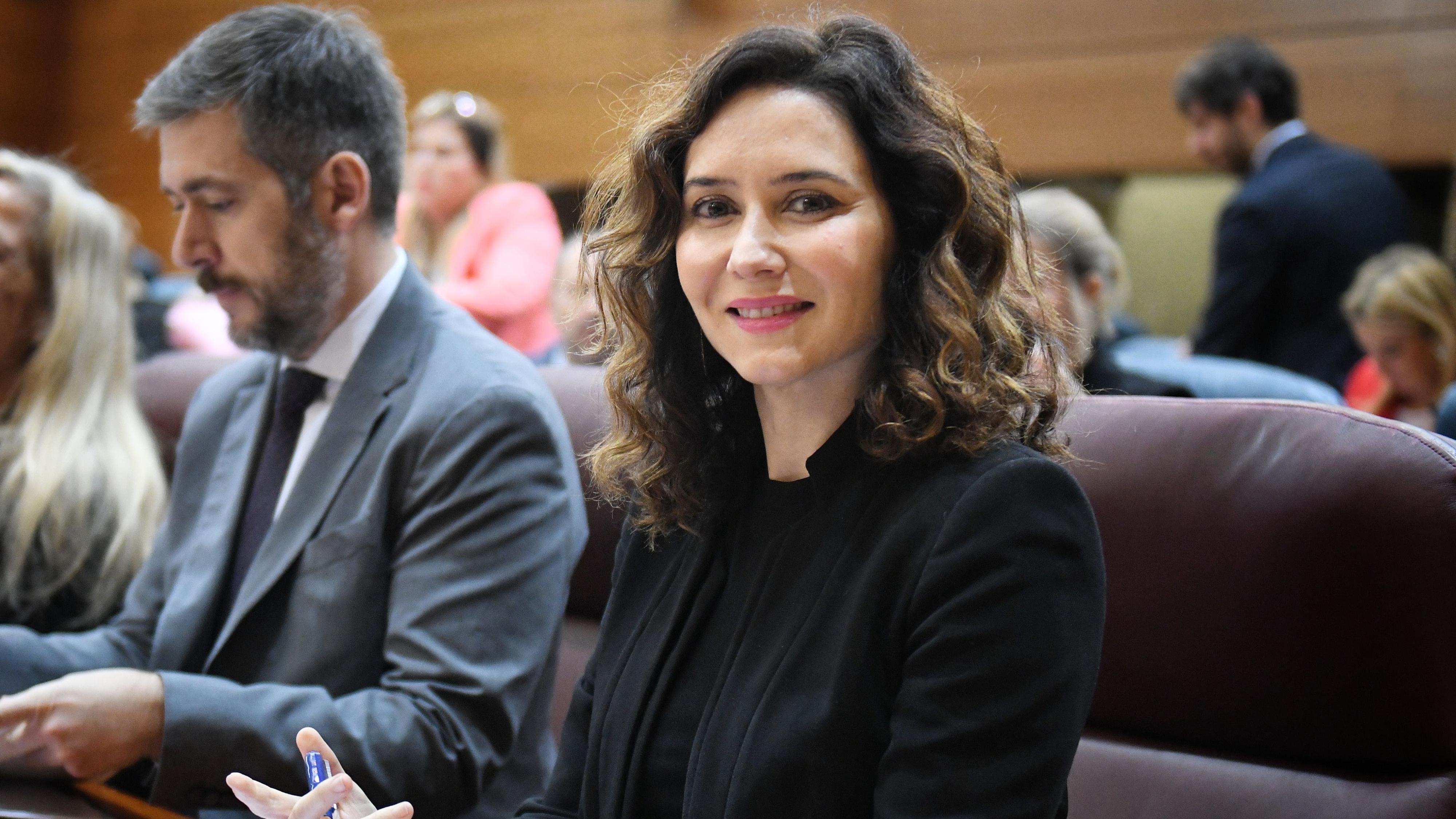 Ayuso acusa a Sánchez de "orquestar" un caso contra su novio para ...
