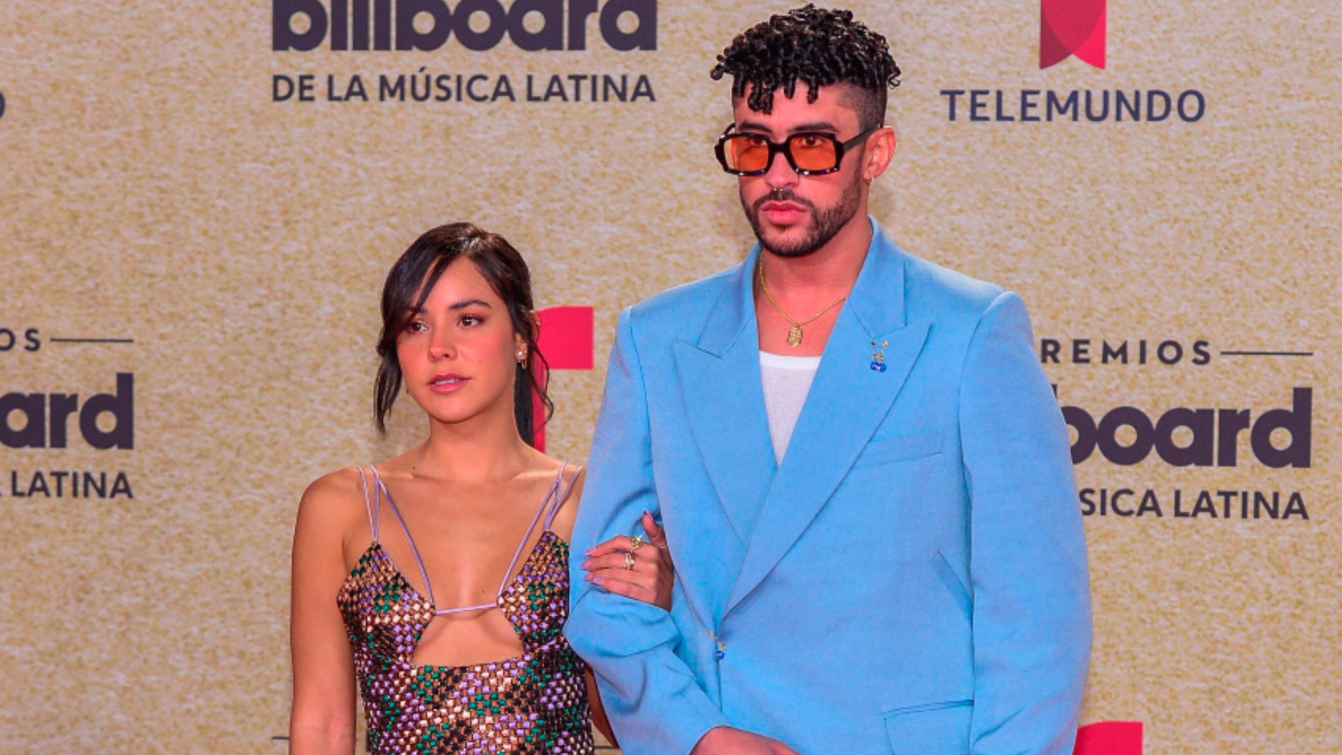 Bad Bunny arrasa con 10 premios en los Billboards a la Música Latina-  RTVE.es