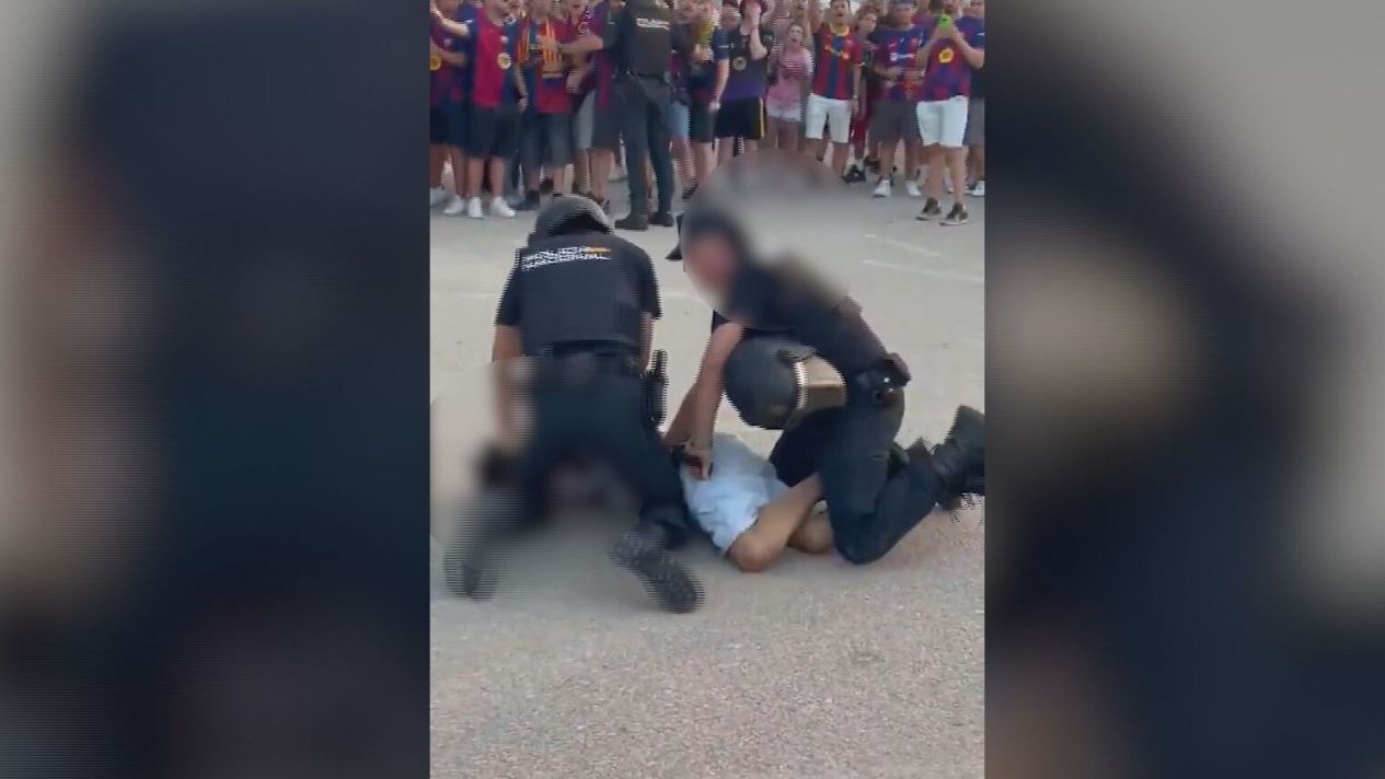 Barcelona condemna agressions per portar estelades i defensa la llibertat d'expressió