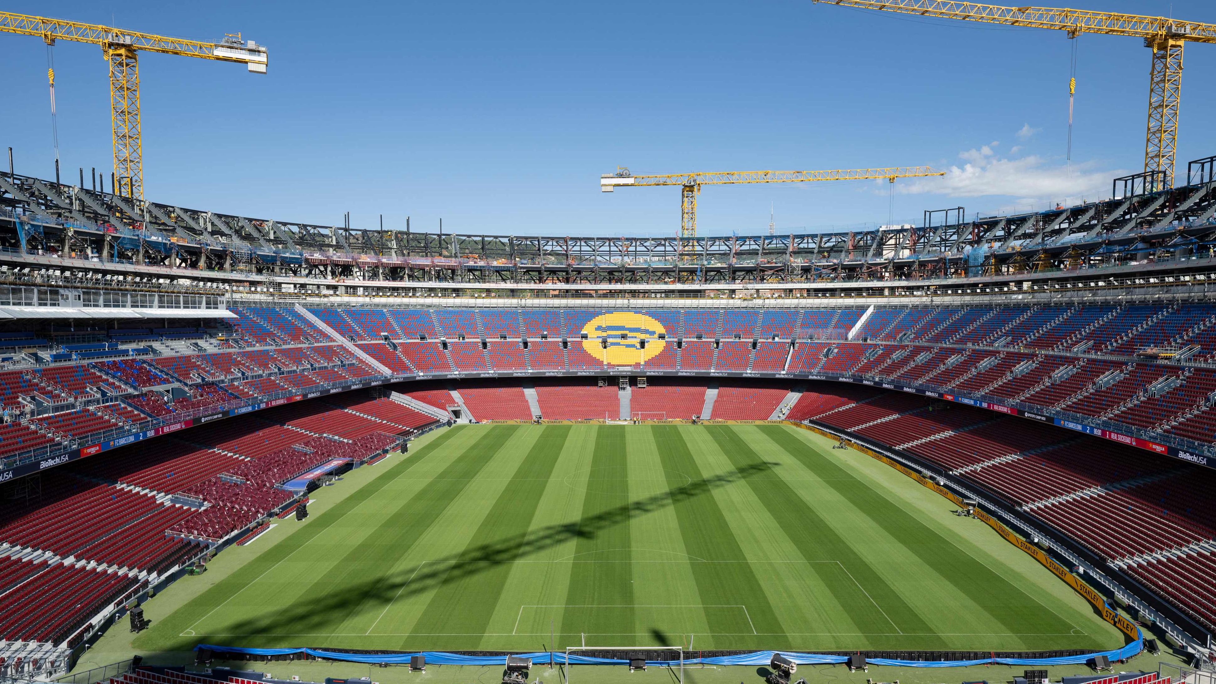 El Barcelona jugará ante la Real en Montjuic tras no cumplir el Camp Nou aún con los requisitos de seguridad