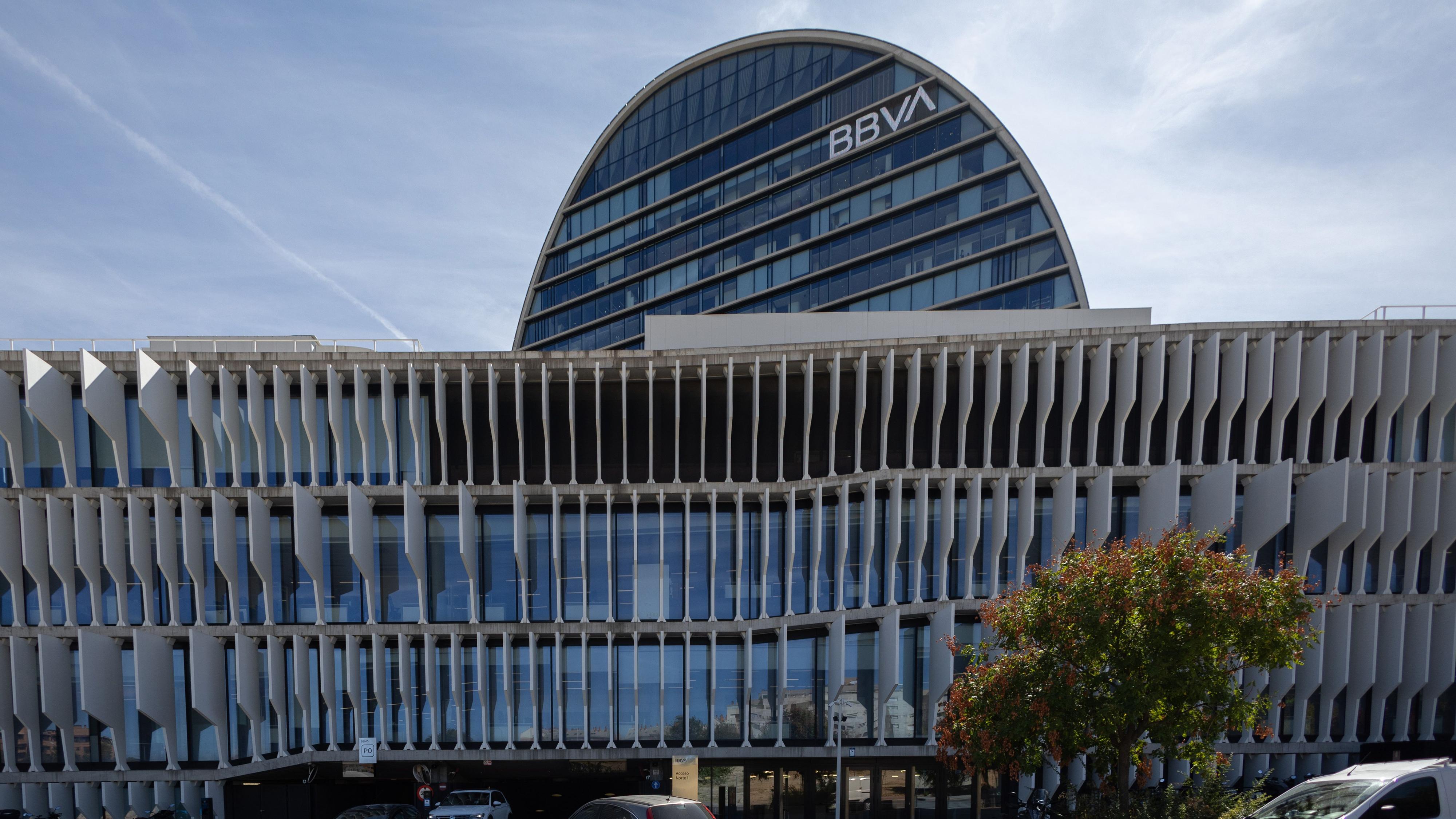 El BBVA pagará un dividendo de 32 céntimos a sus accionistas