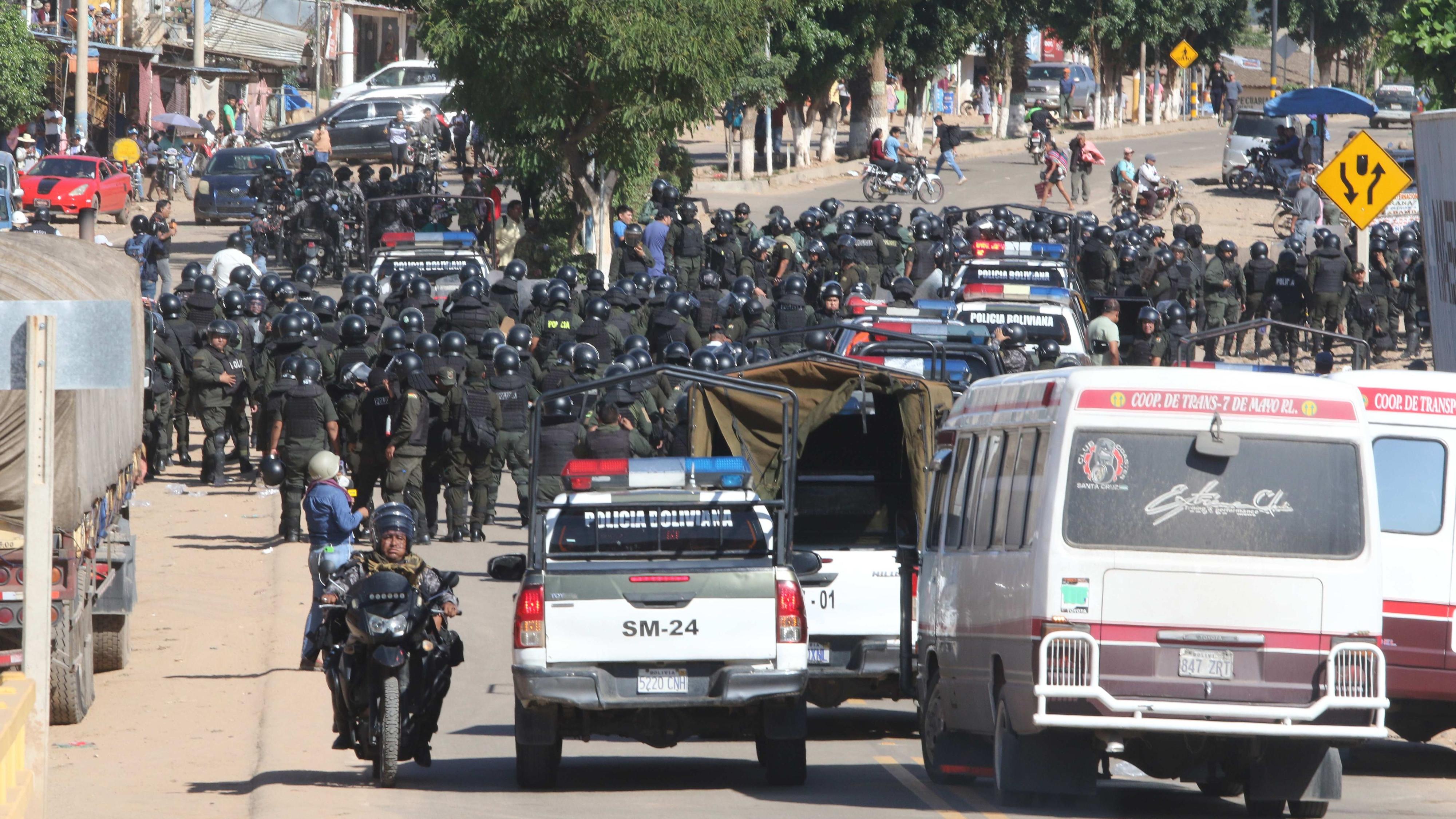 Bolivia trata de recuperar el control tras cuatro semanas de bloqueo de ...