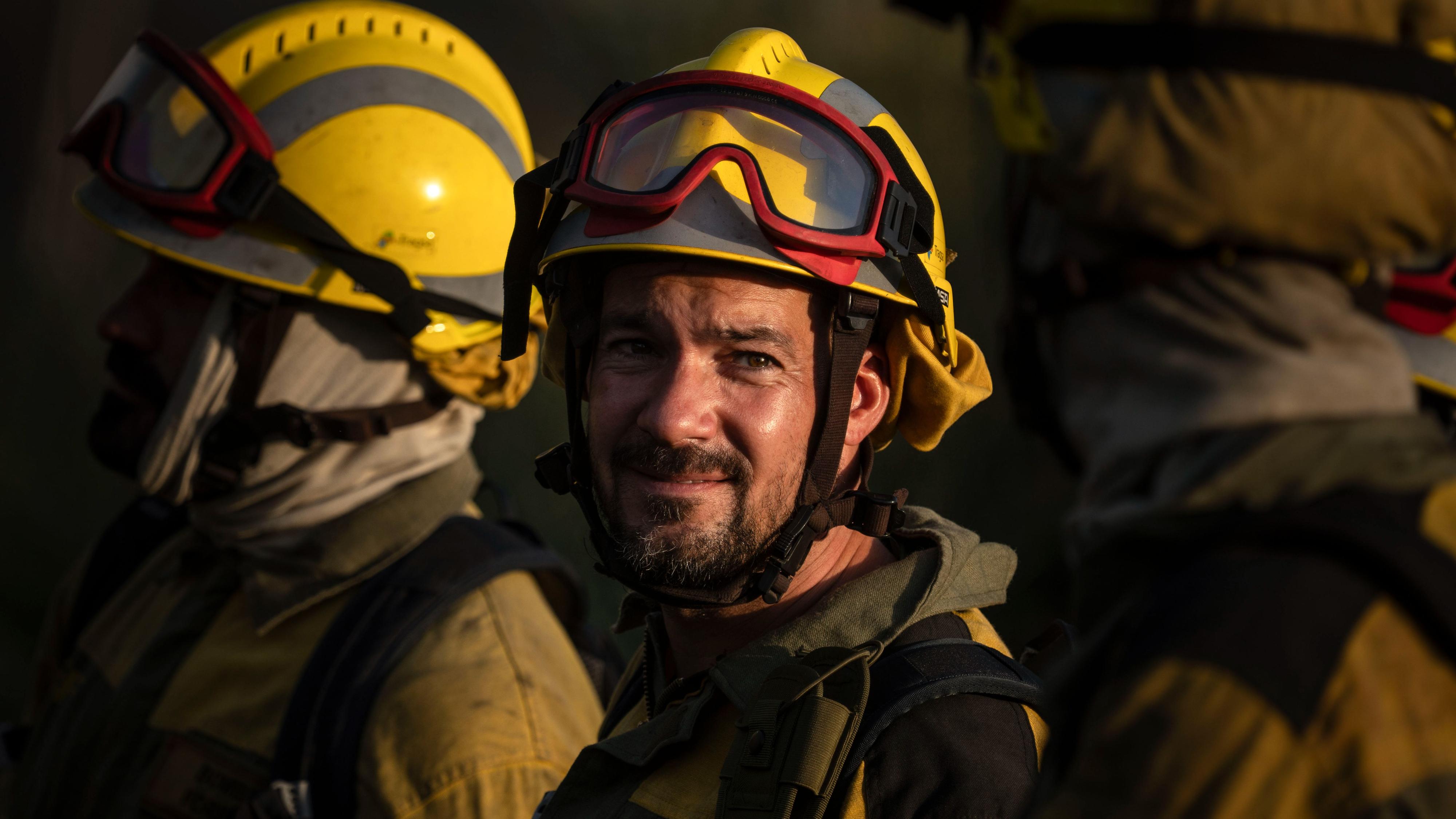 El nuevo convenio de bomberos forestales prevé mejoras laborales