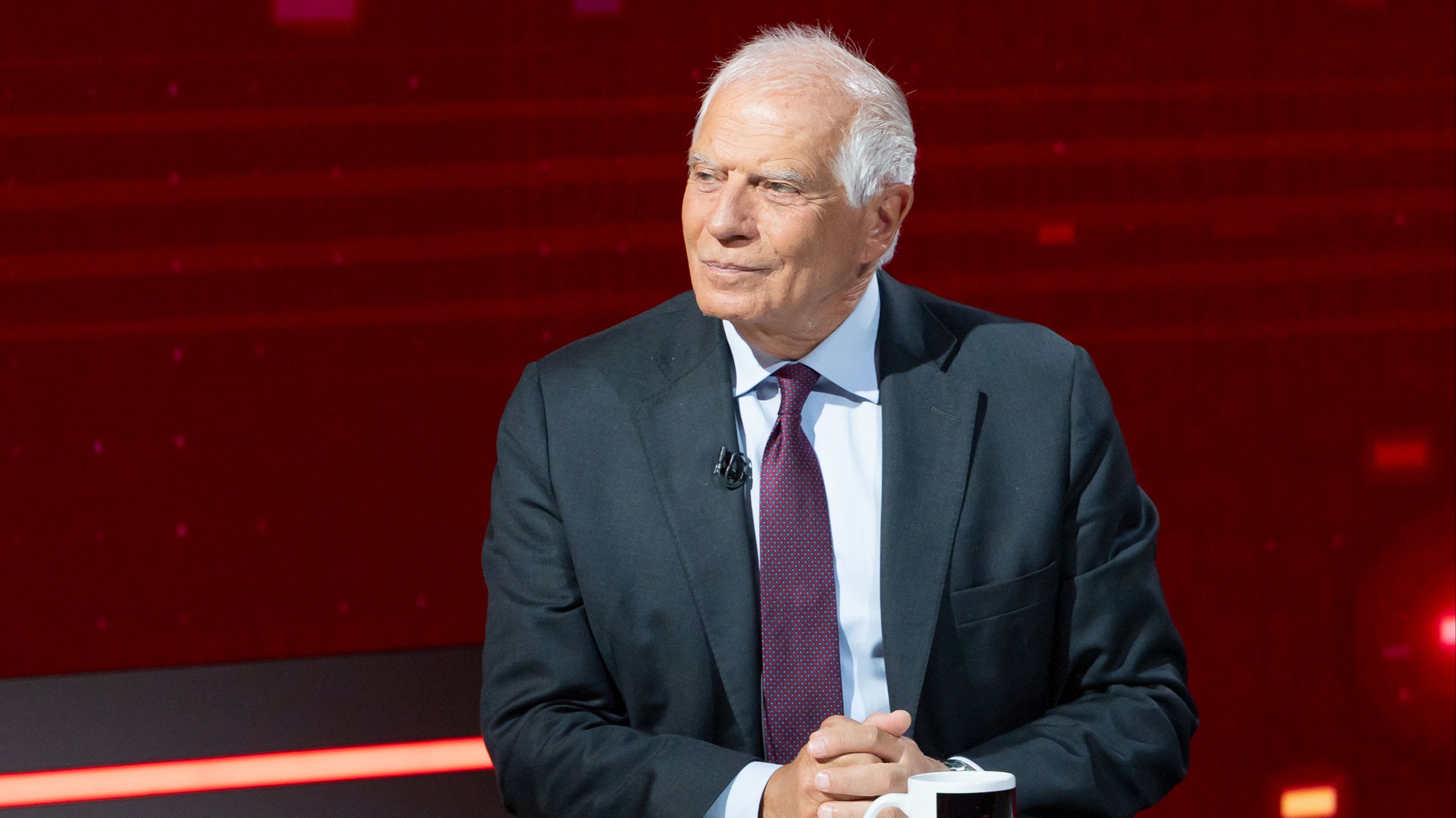 Borrell califica de "broma" las medidas de los Veintisiete contra Israel: "Llegan 40.000 muertos tarde"