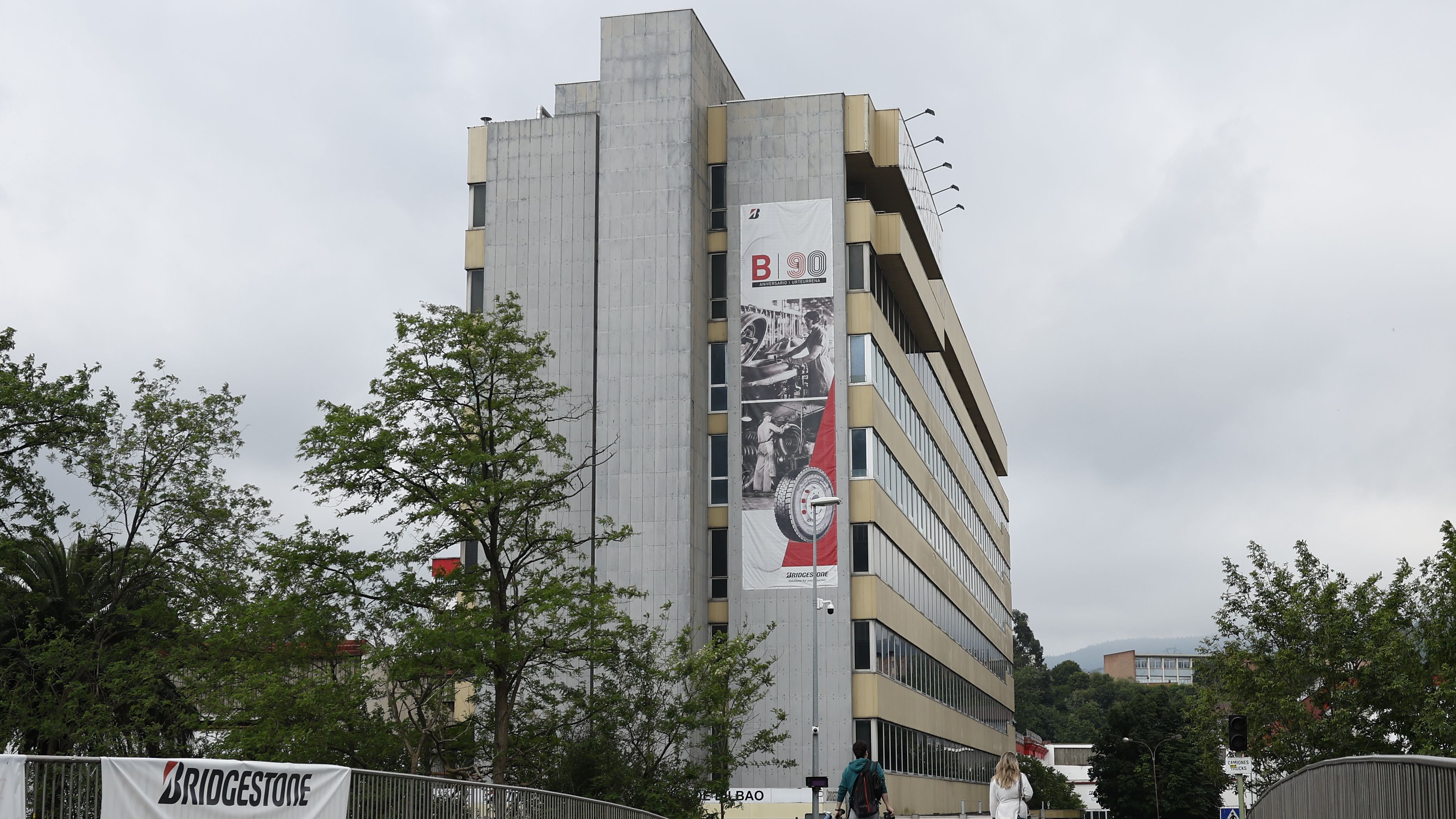 Bridgestone y sindicatos acuerdan reducir en 126 los despidos