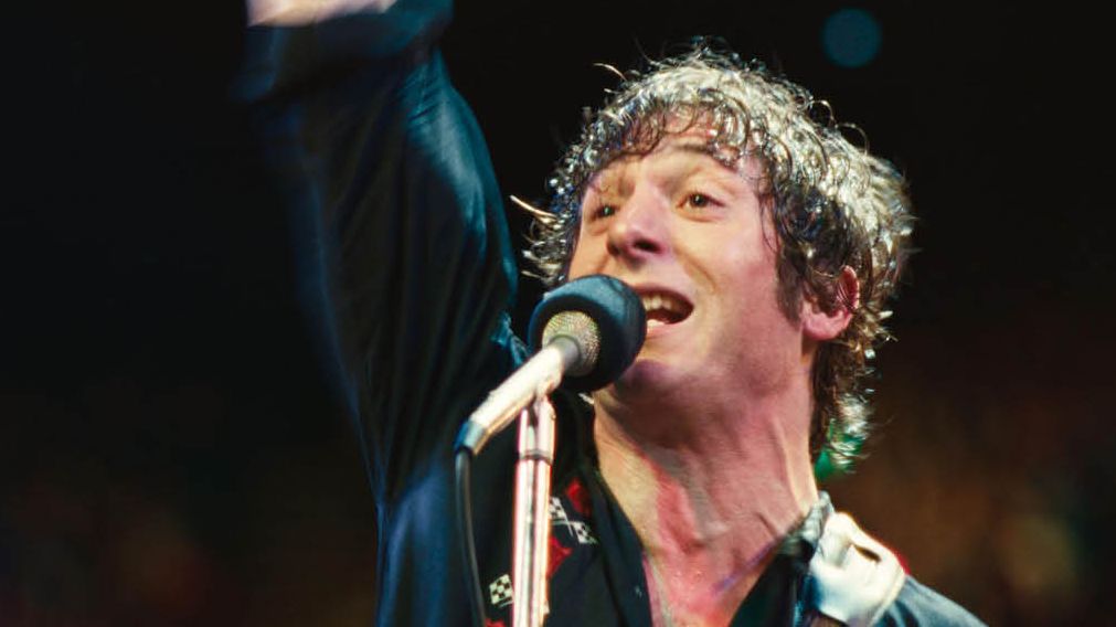 'Bruce Springsteen: Deliver Me From Nowhere': los demonios y los clichés de un hombre bueno