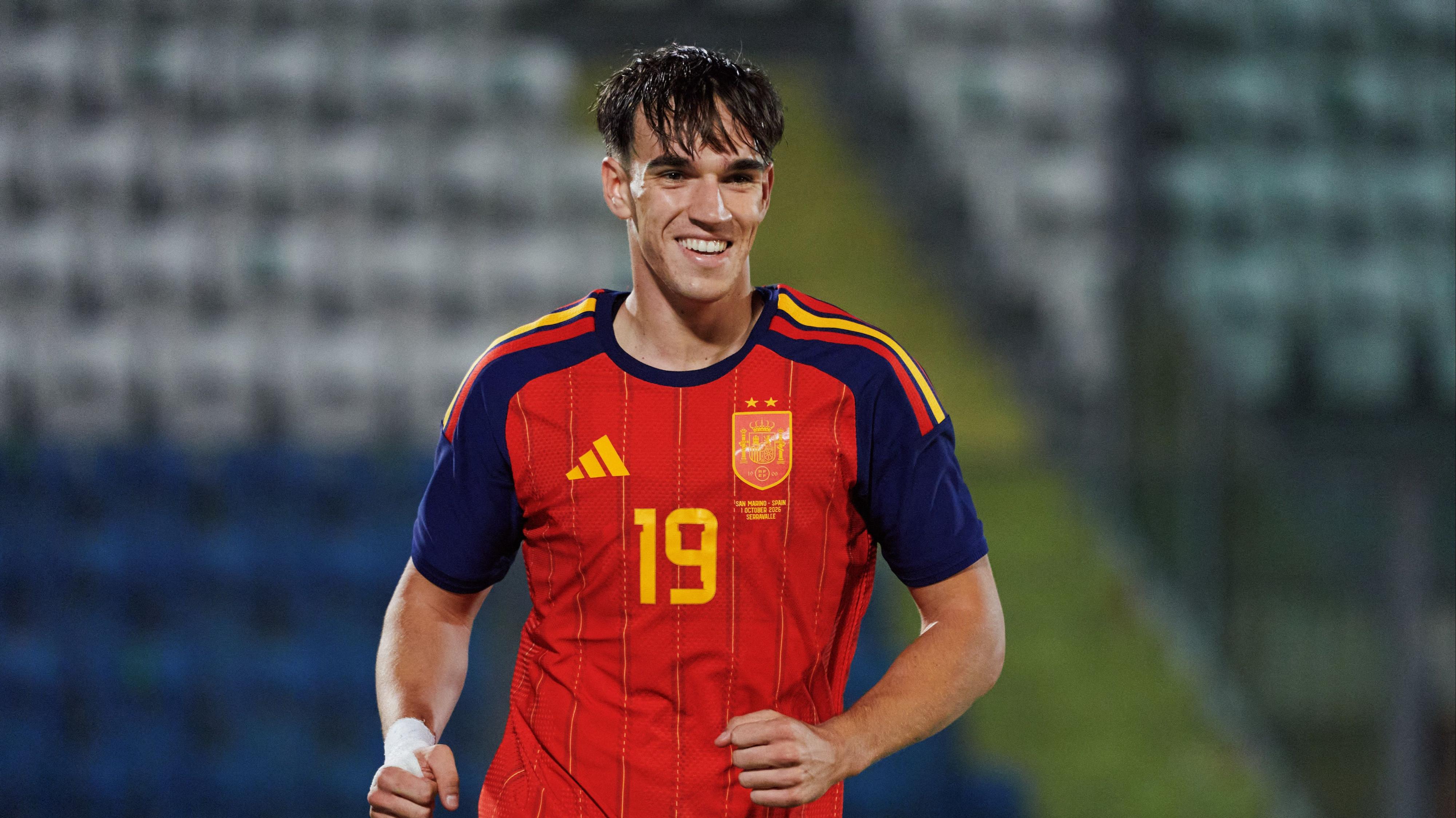 Carlos Espí salta a la Selección absoluta tras anotar cinco goles con la Sub-21