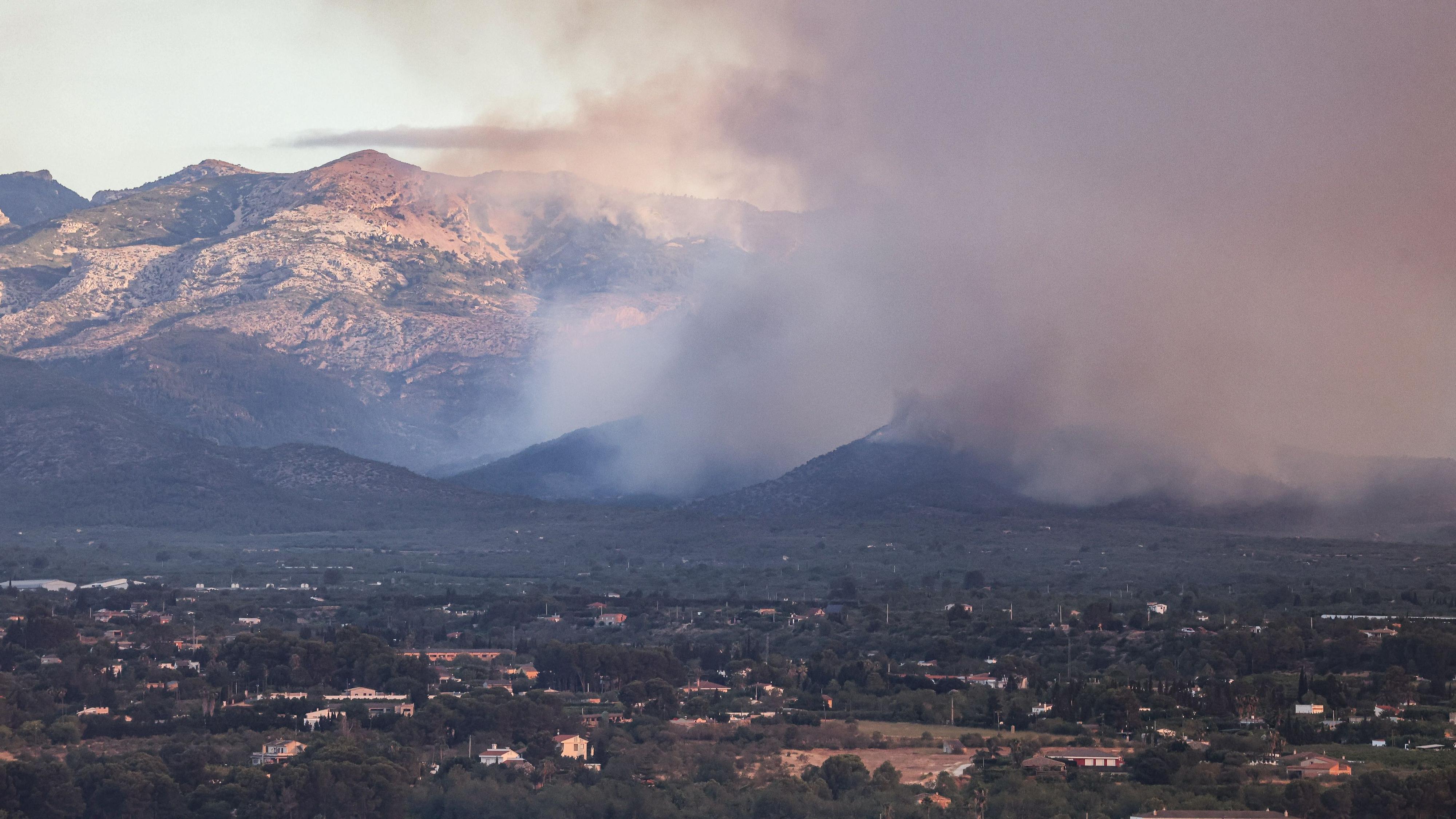 catalunya-tanca-la-campanya-d-incendis-amb-2-168-focs