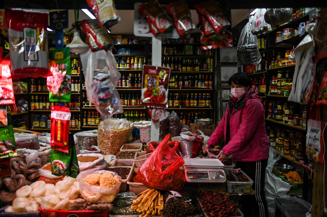 China registra 29 casos procedentes del exterior y dos contagios a nivel local