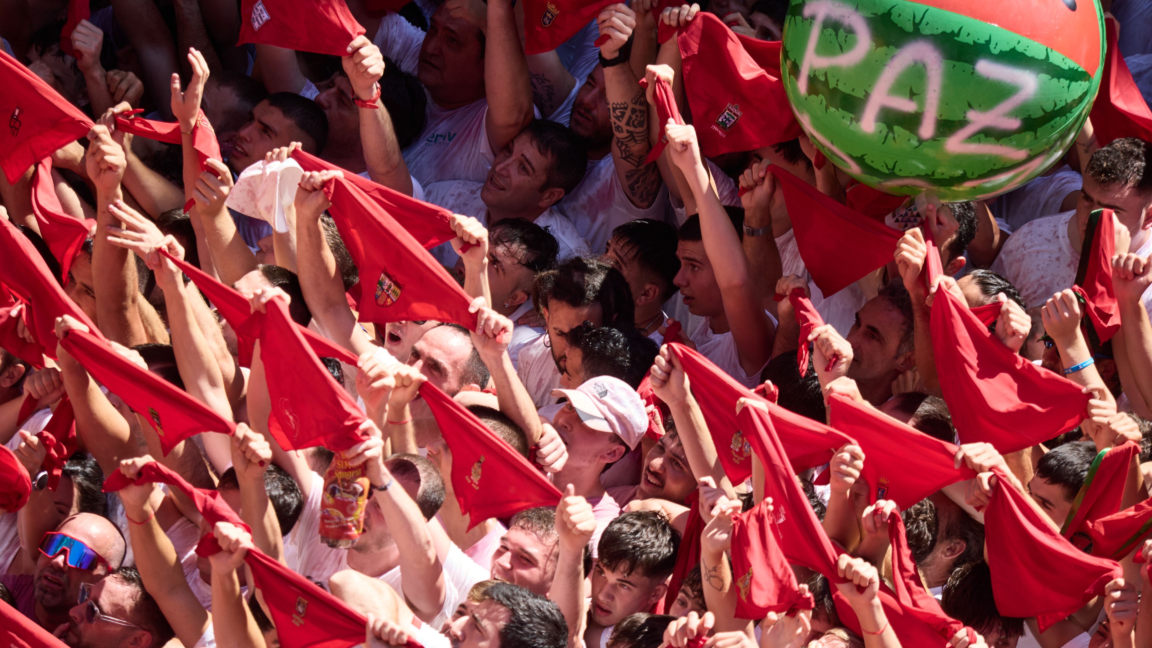 Pamplona da inicio a San Fermín 2026 con un Chupinazo multitudinario