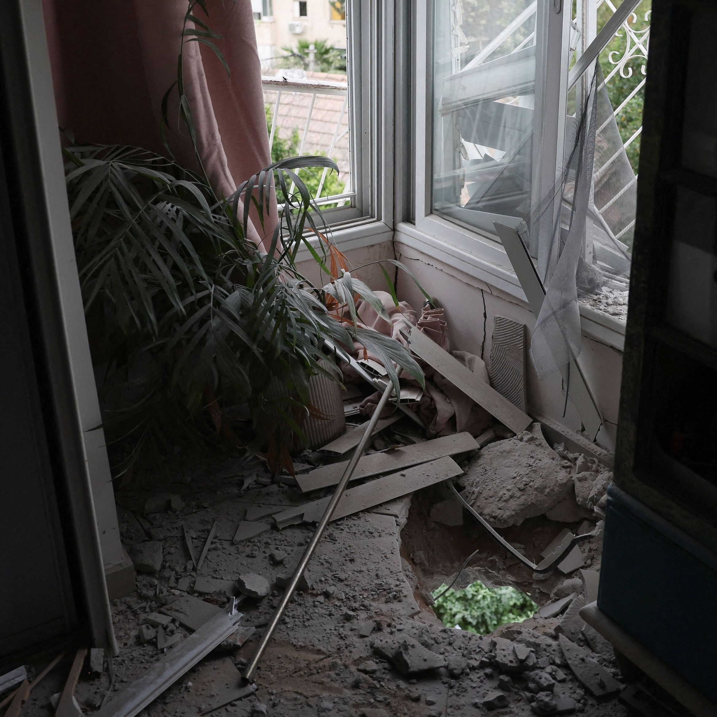 Cinco continentes - ¿Qué busca Irán con los ataques contra los países del Golfo Pérsico?