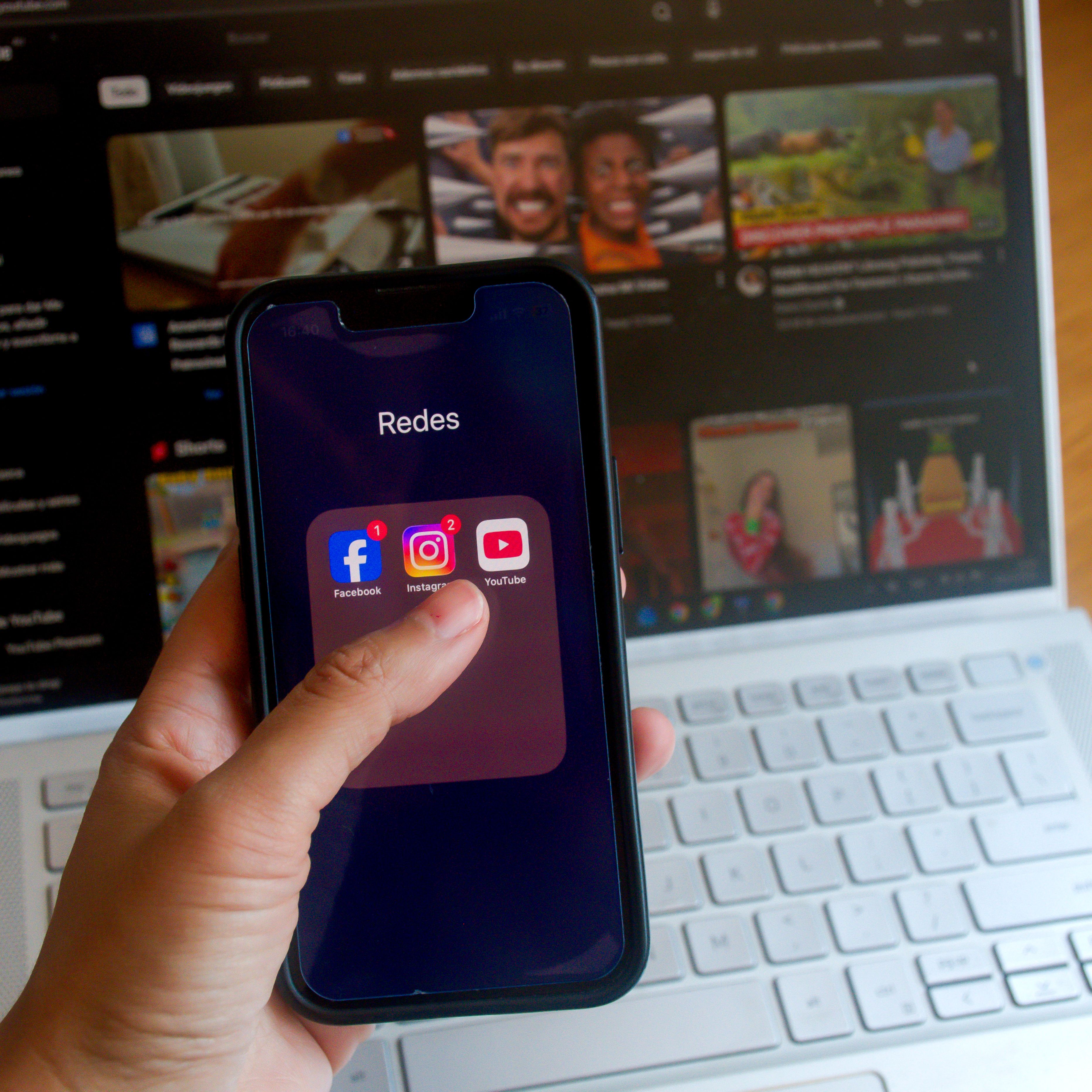 Cinco continentes - ¿Cómo van a afrontar los jóvenes australianos la prohibición de las redes sociales?