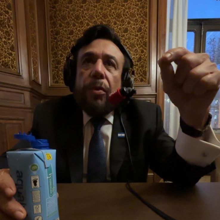 Cinco continentes - Entrevista con Félix Ulloa, vicepresidente de El Salvador