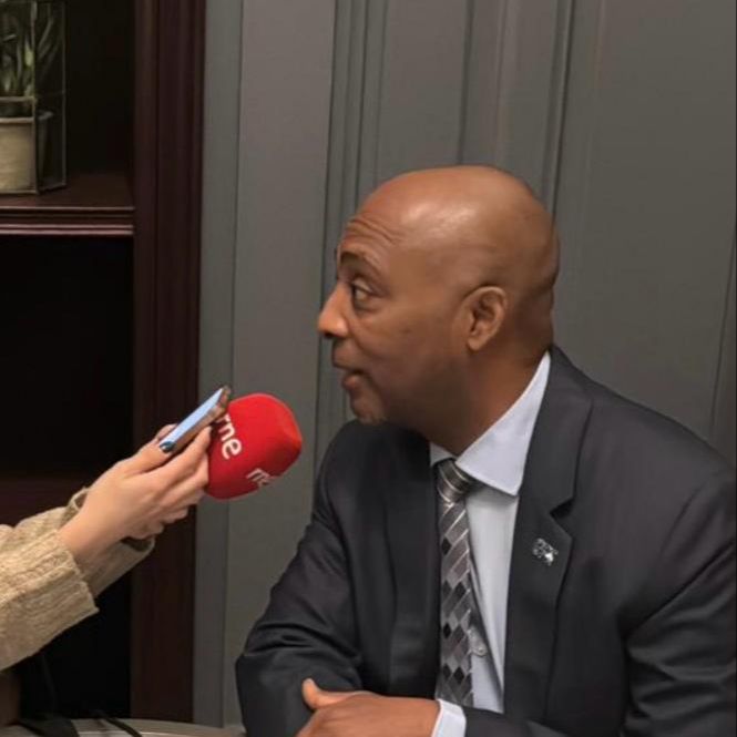 Cinco continentes - Entrevista con Nesmy Manigat, enviado de alto nivel de GPE y exministro de educación de Haití
