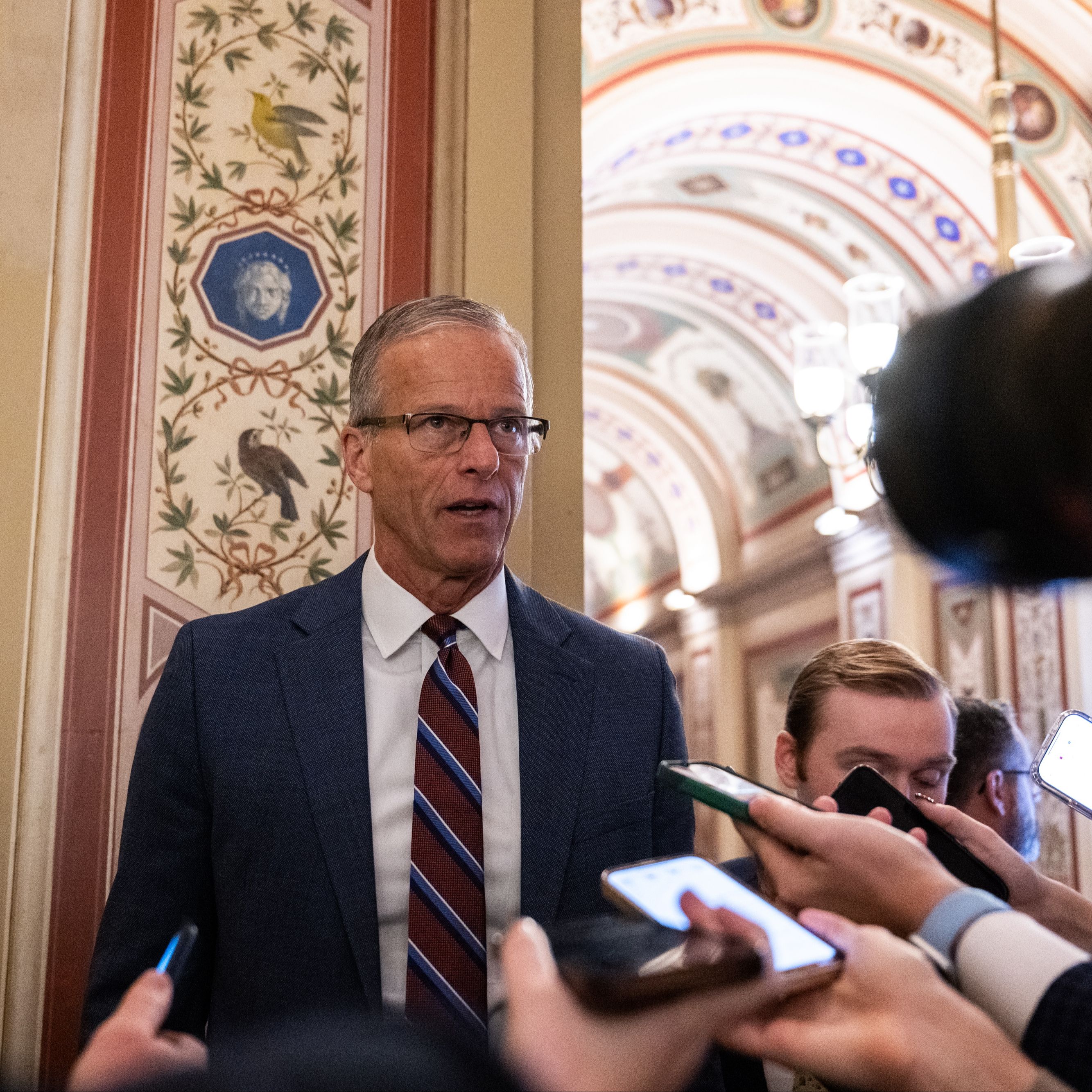 Cinco Continentes - Primer paso para poner fin al bloqueo federal en EEUU
