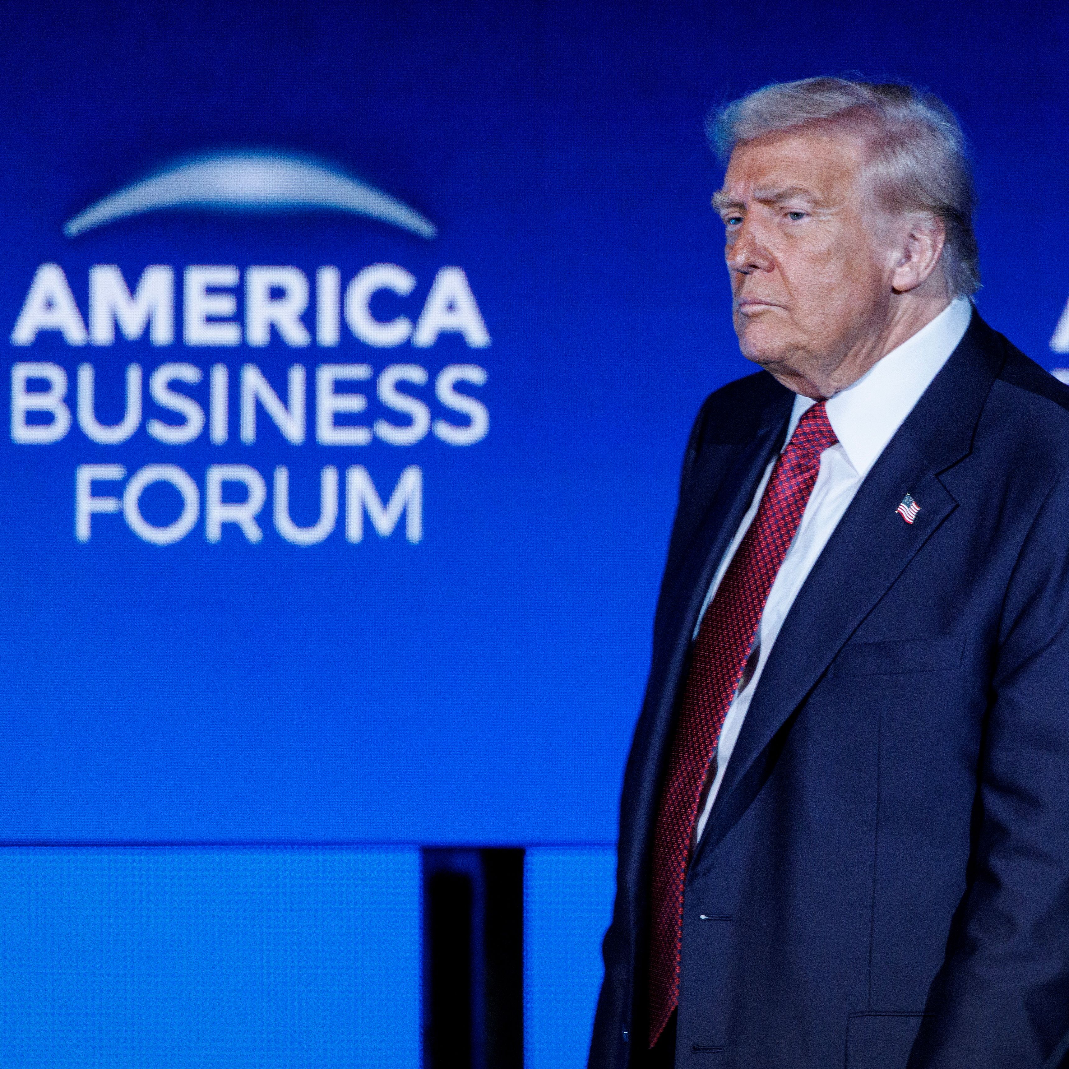 Cinco Continentes - Trump reconoce el mal resultado electoral en Nueva York, Nueva Jersey y Virginia