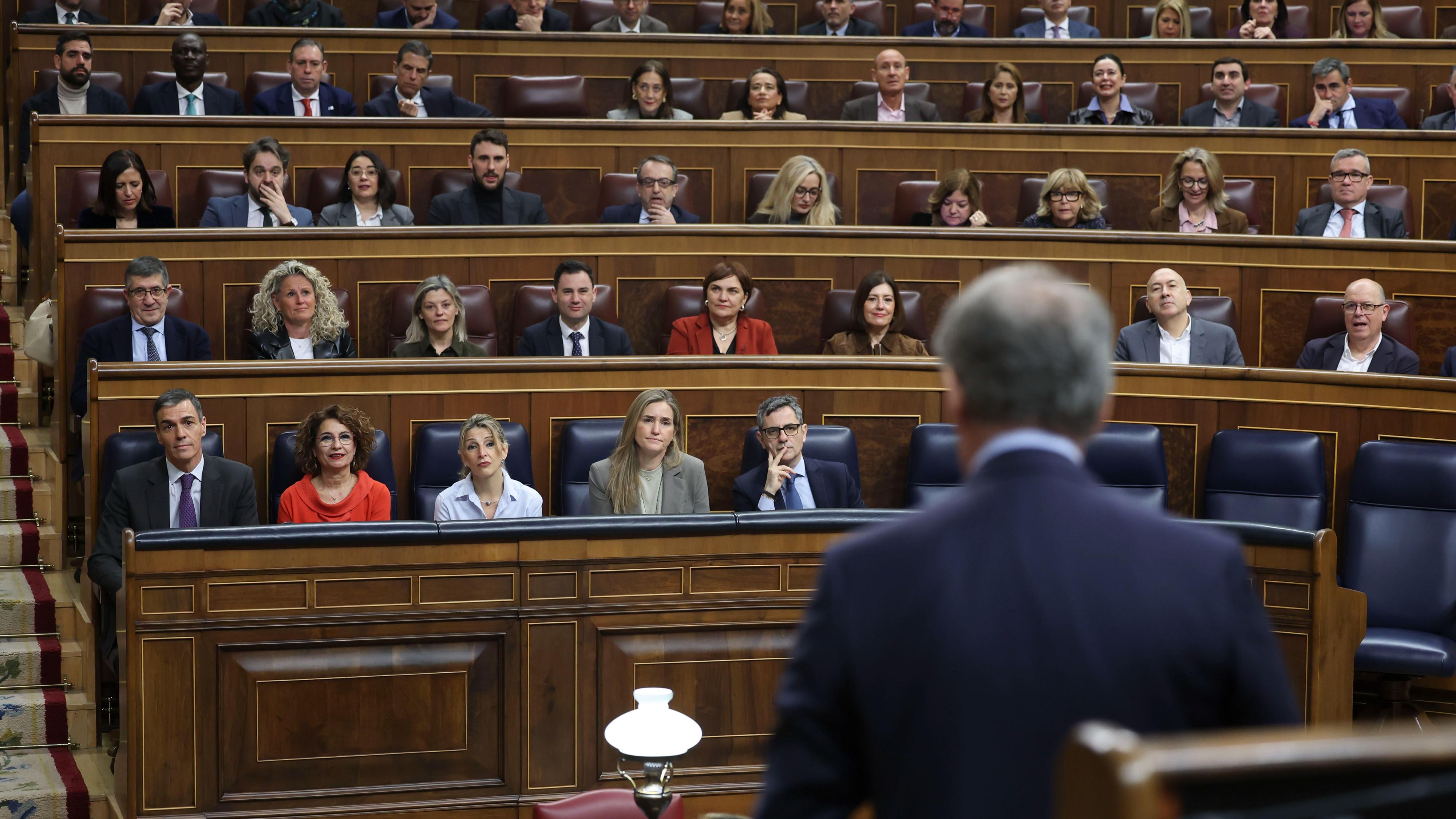 La ventaja del PSOE sobre el PP aumenta a 13 puntos, según el CIS