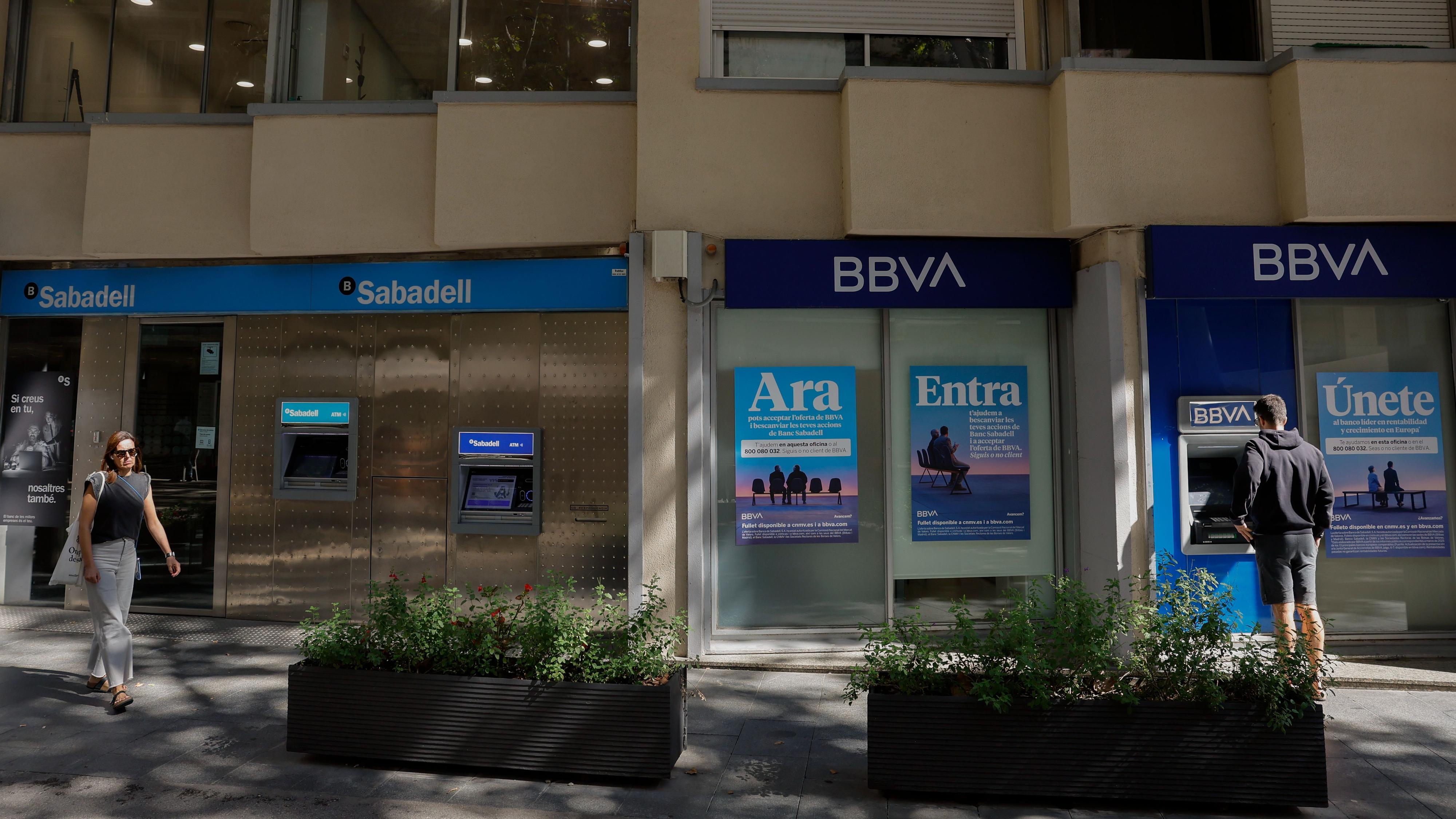 Los clientes del Sabadell que aceptaron la opa del BBVA son solo el 1,1% del capital