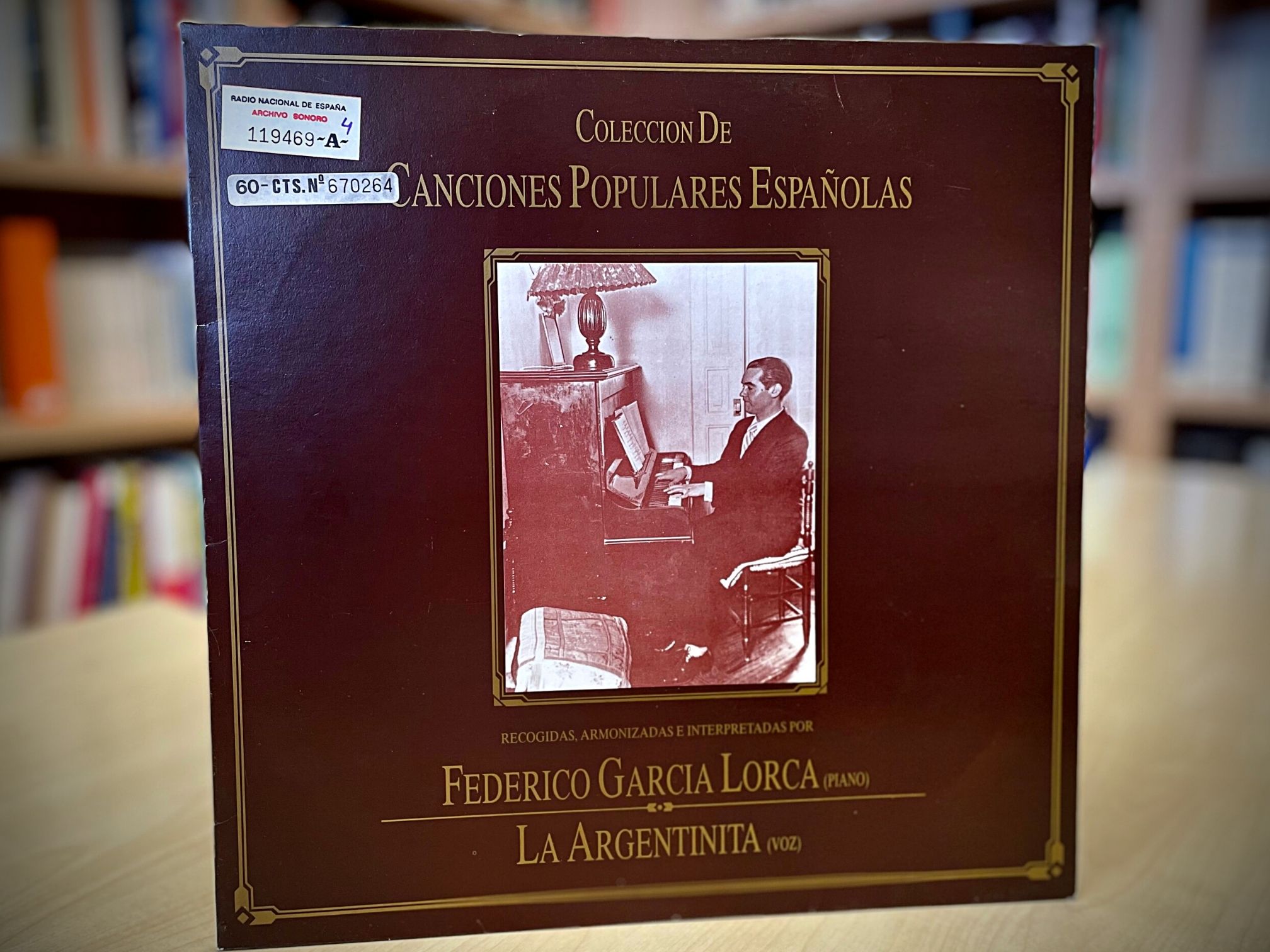 'Colección de canciones populares españolas' con Lorca y La Argentinita 'Colección de canciones populares españolas' con Federico García Lorca, piano, y La Argentinita, voz