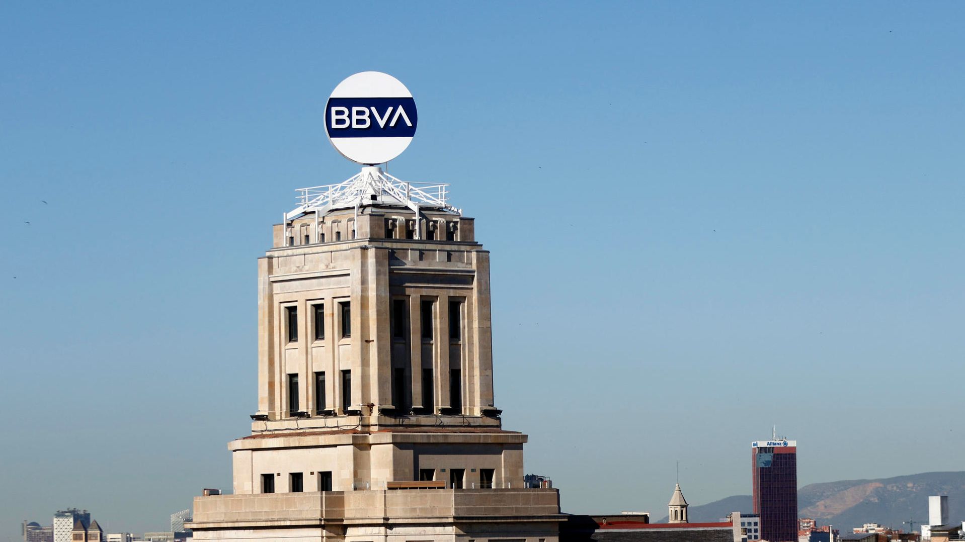 Competencia complica la opa del BBVA sobre el Sabadell