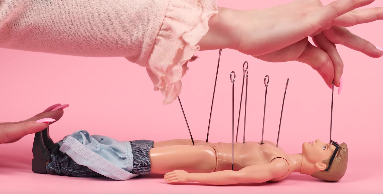 Confidence Man "Boyfriend" (2017) del dúo berlinés Schall & Schnabel