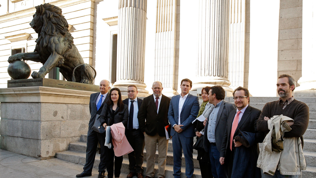 El Congreso da luz verde a tramitar la ley de Ciudadanos | RTVE