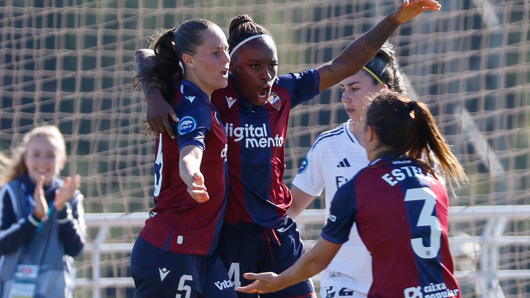 Alavés - Levante, líder de Primera contra colista de Liga, en la tercera ronda de la Copa de la Reina