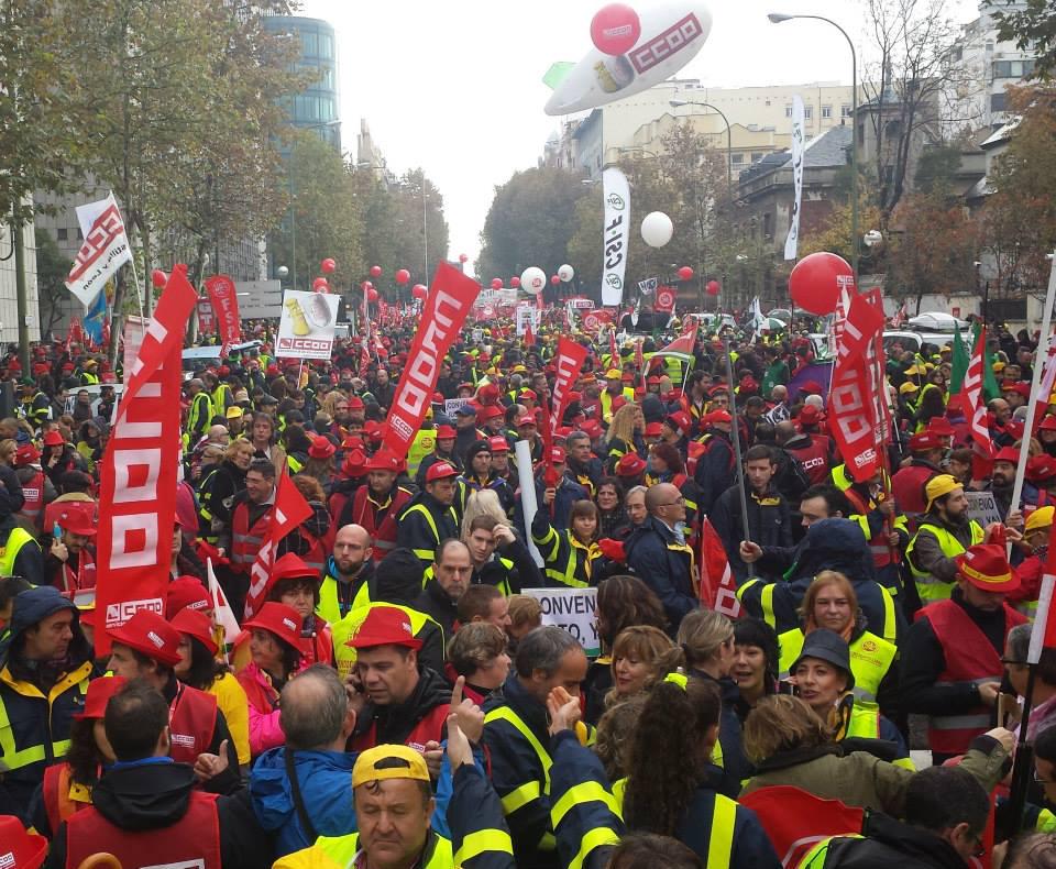 Los sindicatos convocan una huelga de 24 horas en Correos l RTVE