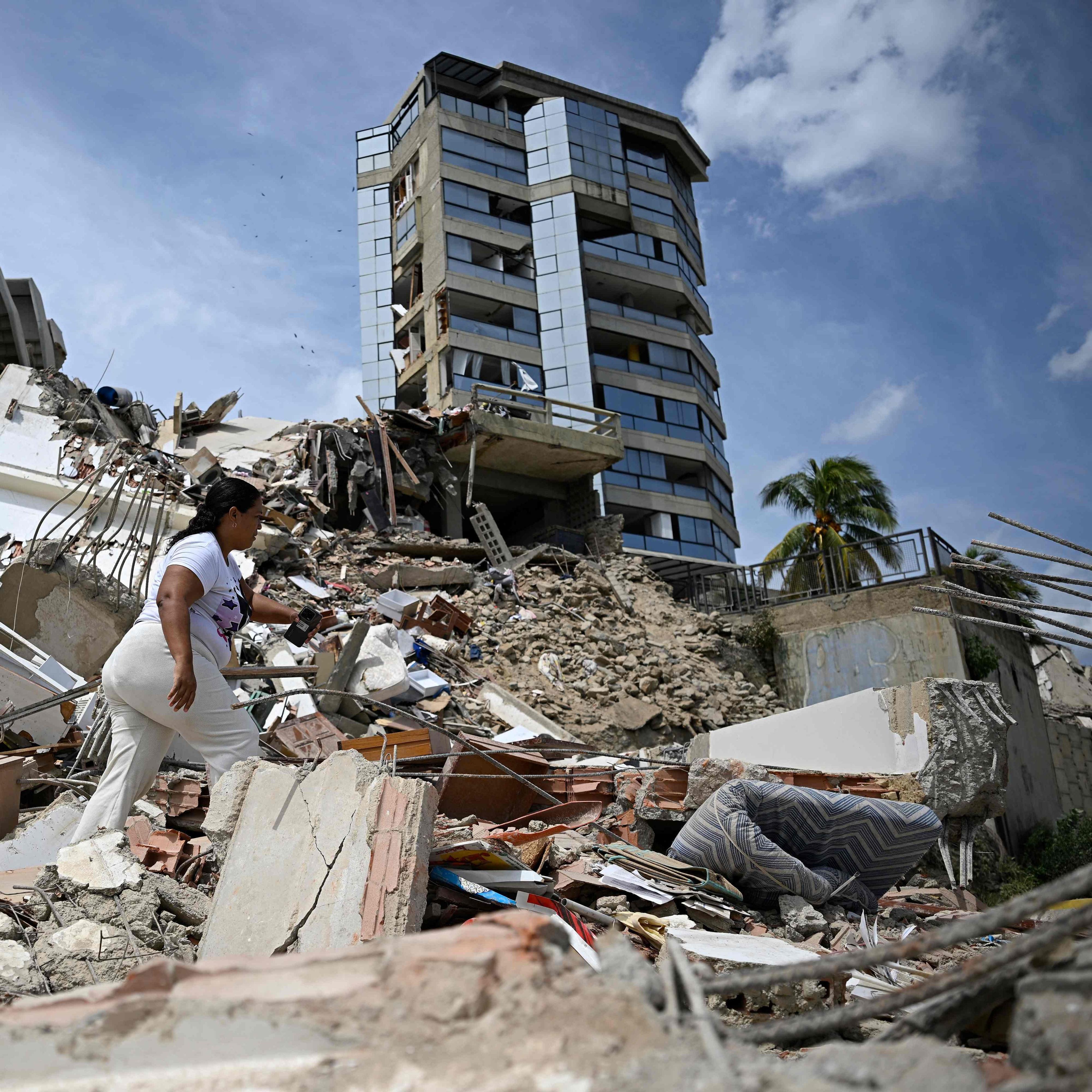 Crónica internacional - En Venezuela, 24 horas después de los terremotos ya son, al menos, 235 los muertos y 4.300 los heridos episode artwork