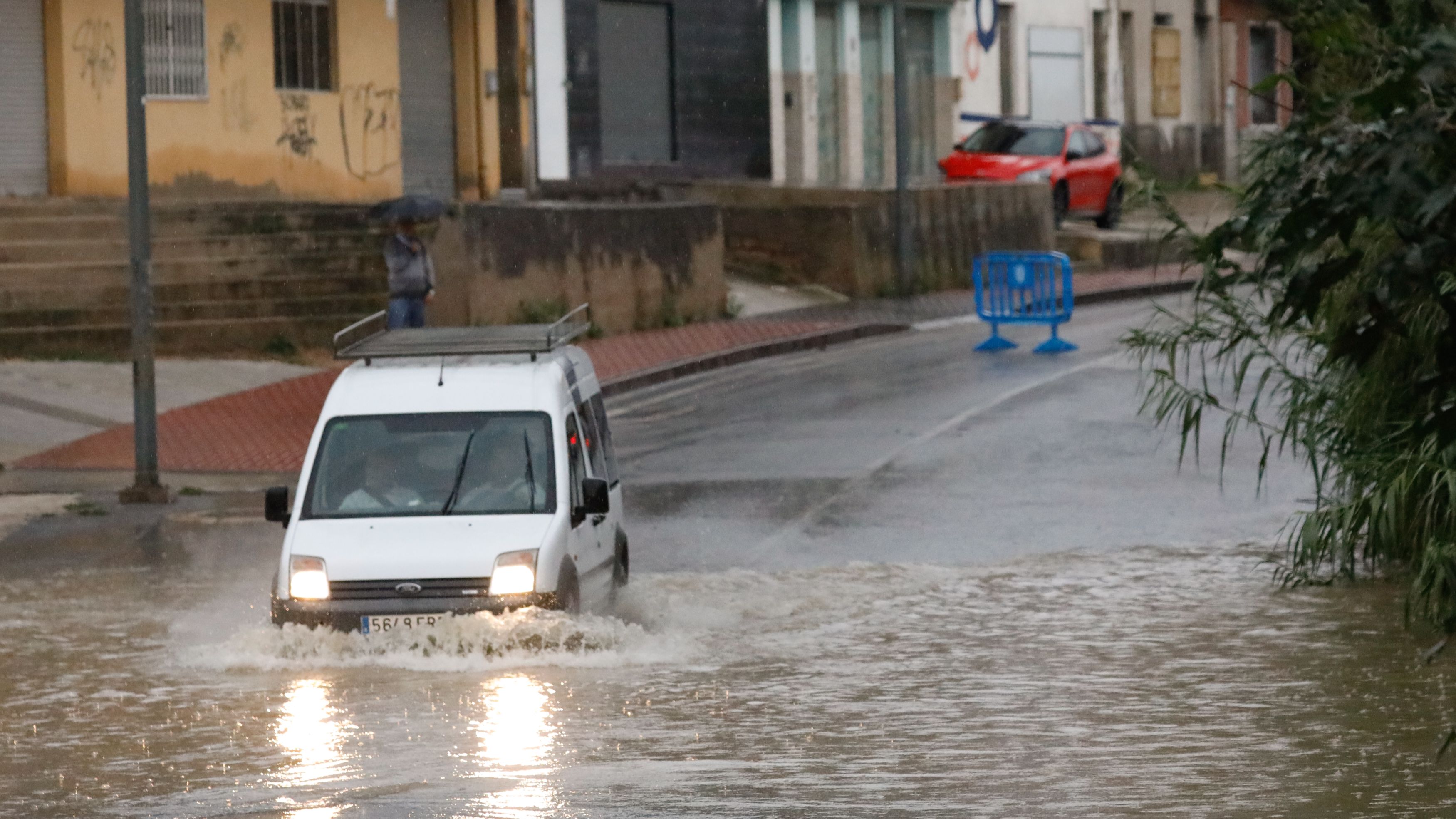 Murcia pide la intervención de la UME en Los Alcázares ante el desbordamiento de ramblas por la dana Alice