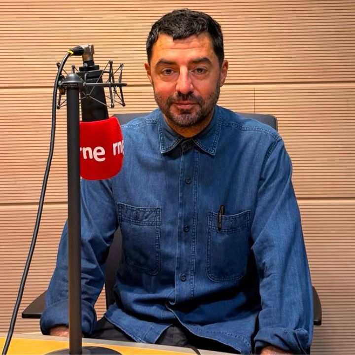 El Ojo Crítico -  Daniel Verdú reconstruye el enigma de la fundadora de Jot Down en "La bola"