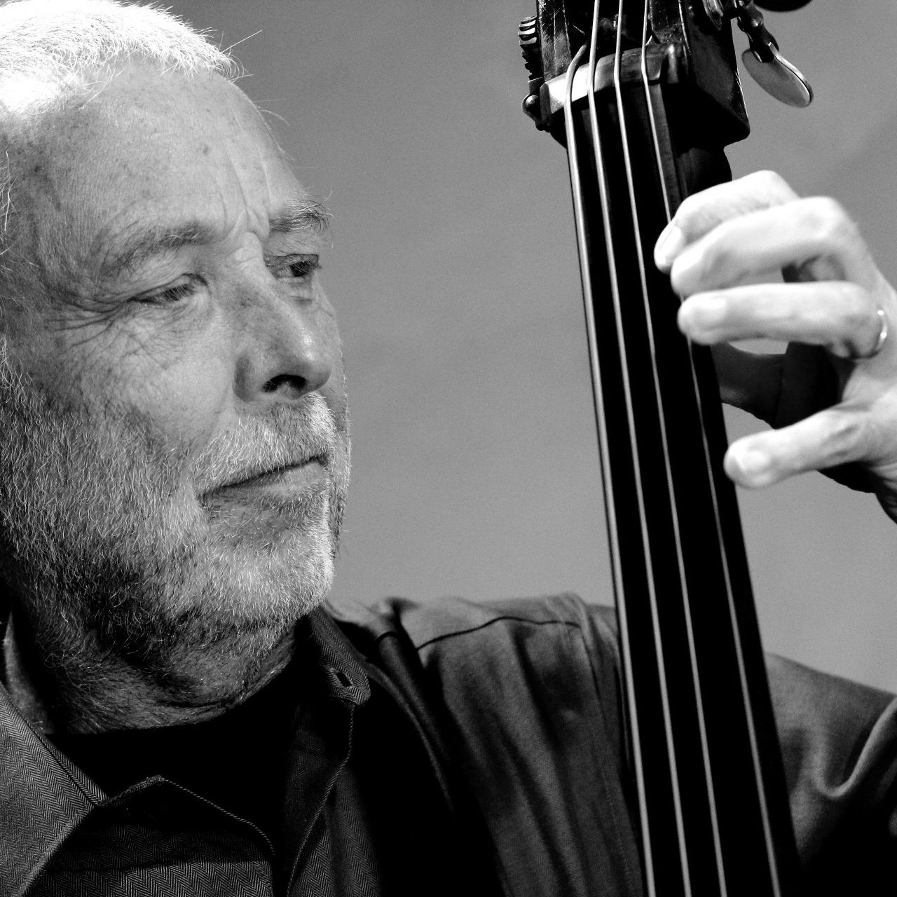 Solo jazz - Dave Holland, el contrabajo contemporáneo en su justo centro - 19/12/25 Solo jazz - Dave Holland, el contrabajo contemporáneo en su justo centro - 19/12/25