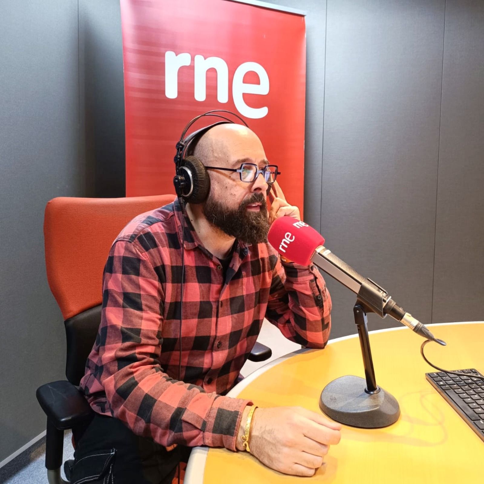 La estación azul de los niños: LEAN - David Acera, emperador de cuentos - 04/10/25