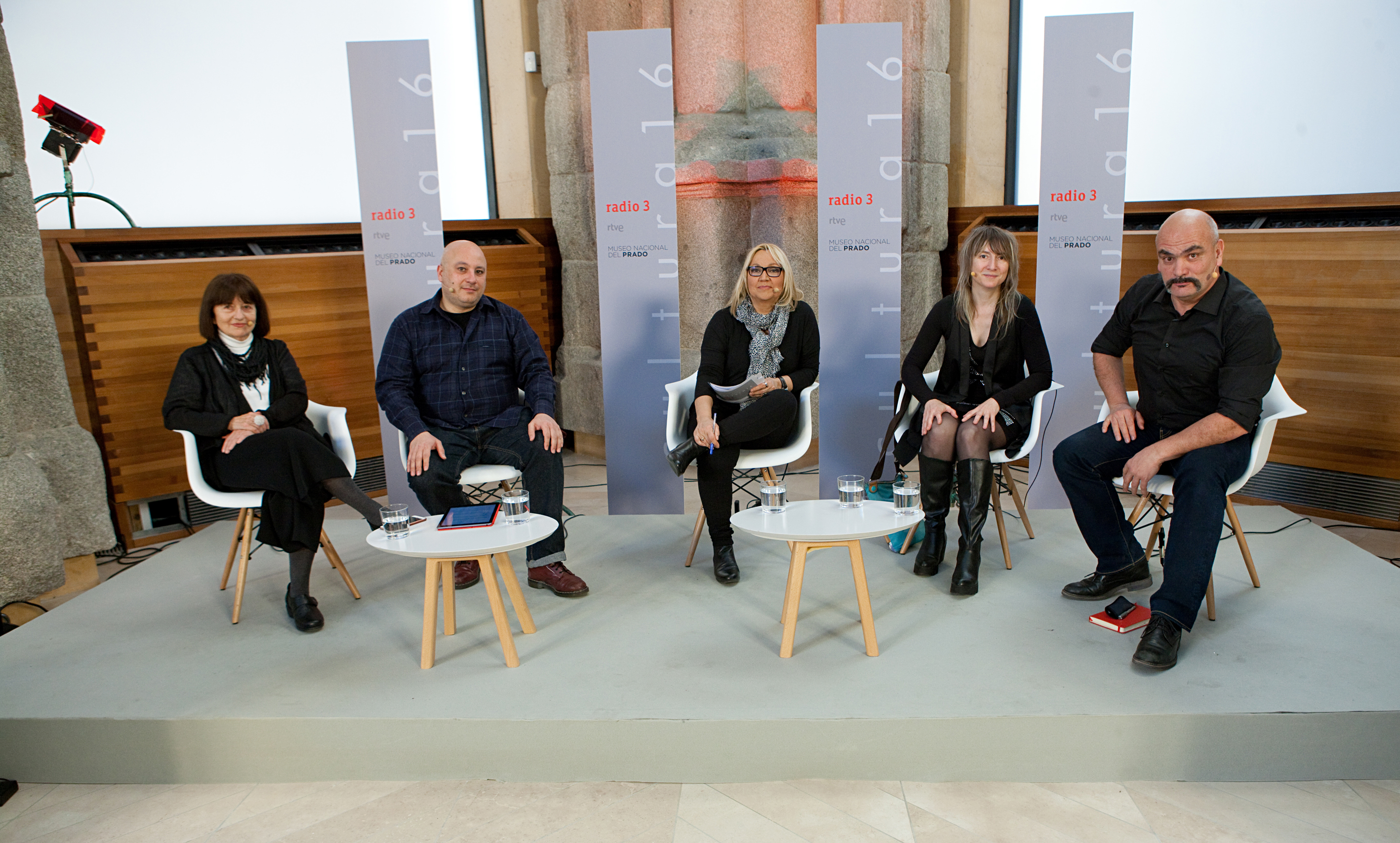 En el debate hemos hablado sobre los retos y dificultades del arte digital y tecnológico cultura16 museo del prado radio 3 arte digital y tecnologico