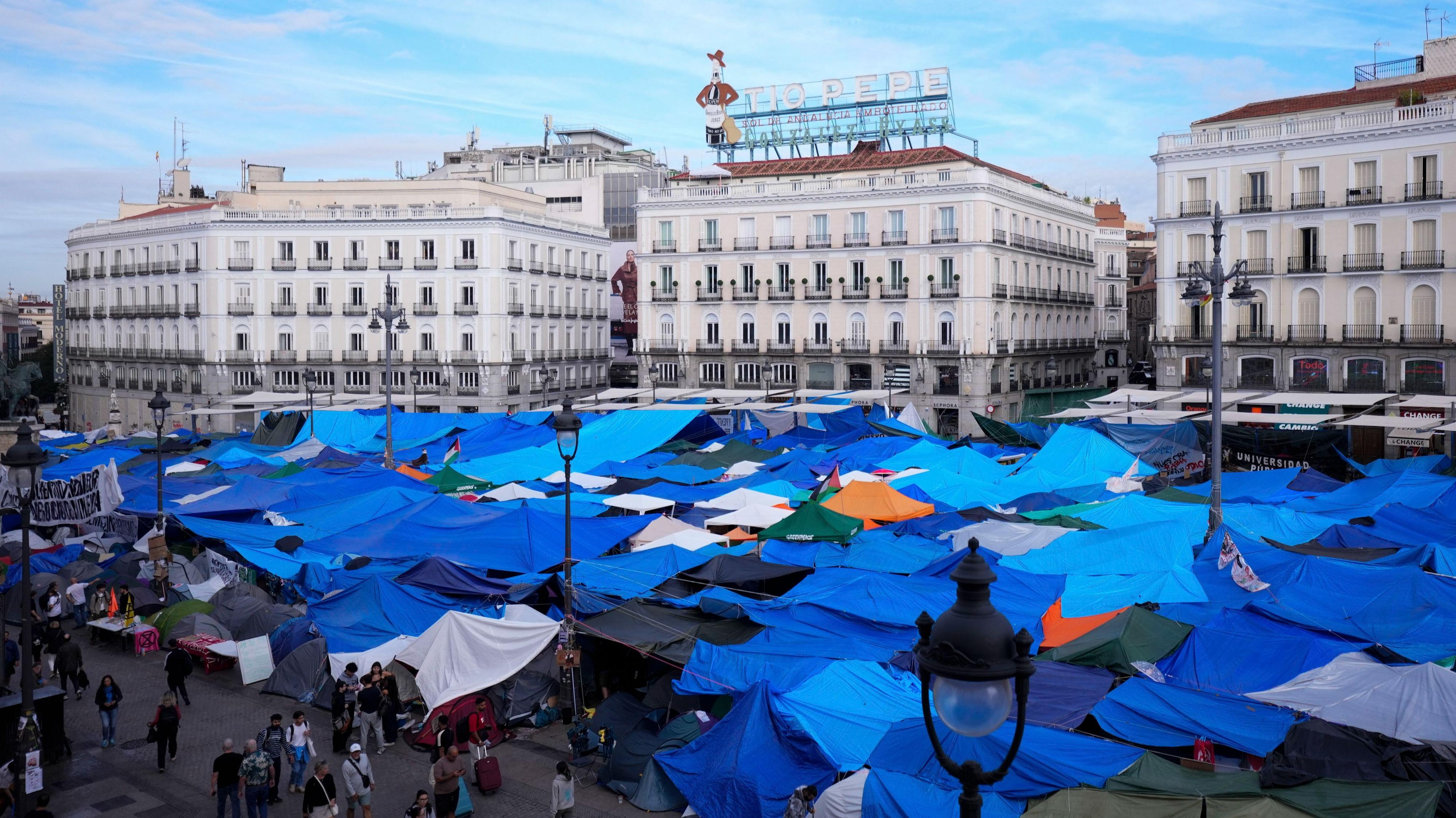 Comienza la acampada en la Puerta del Sol