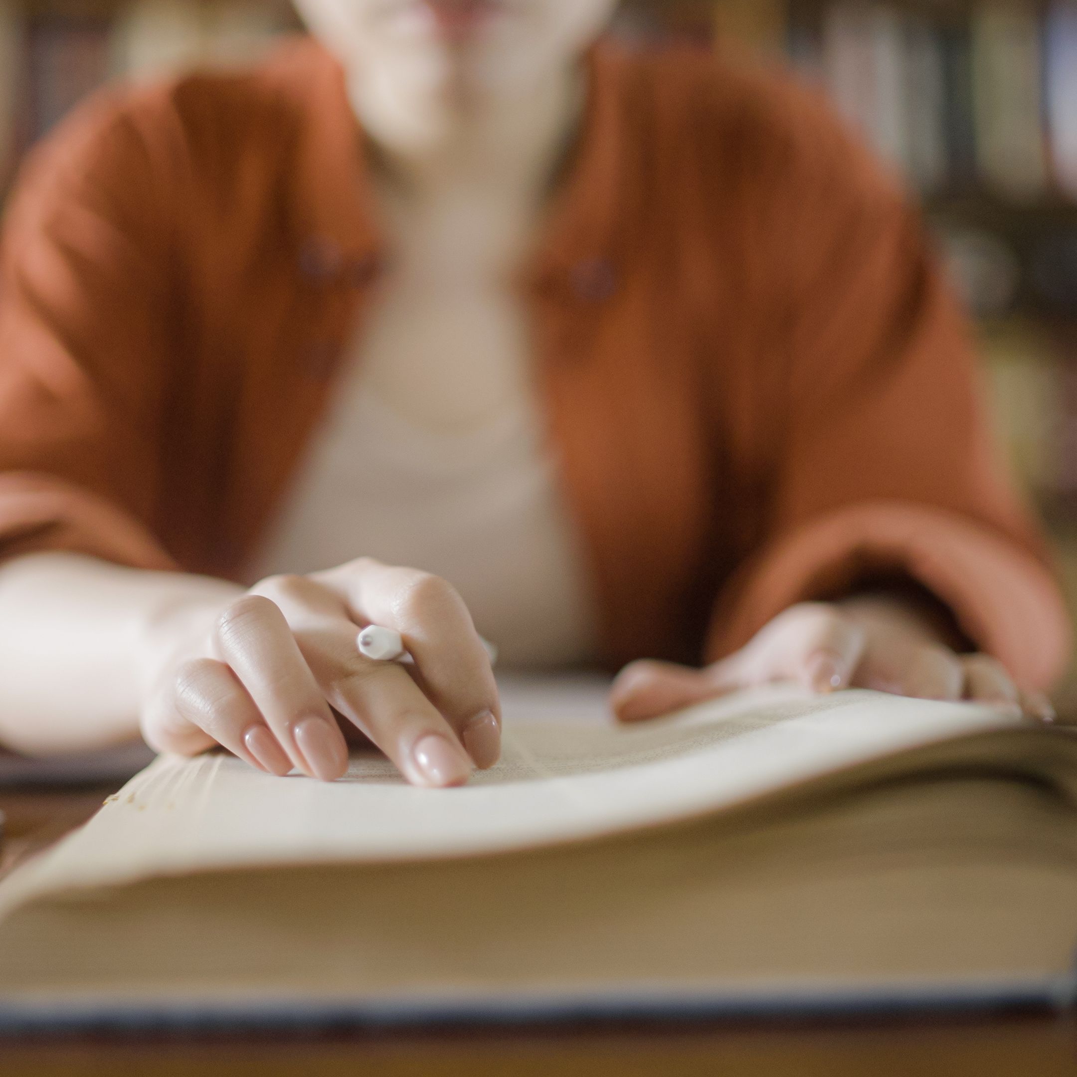 RAE Informa - «Diccionario histórico de la lengua española» - 20/10/25