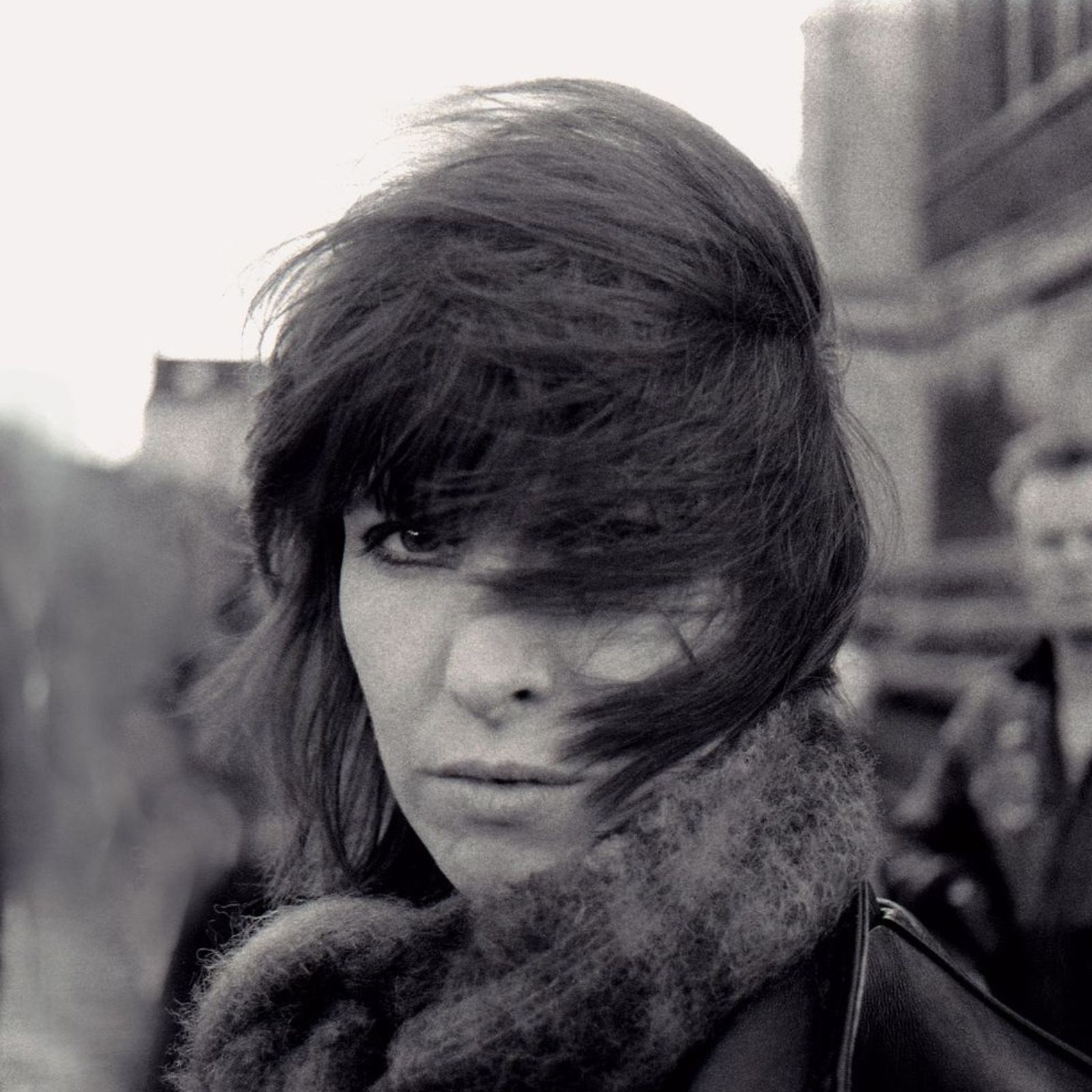 Alguien debería prohibir los domingos por la tarde - Domingos con Chrissie - 02/11/25