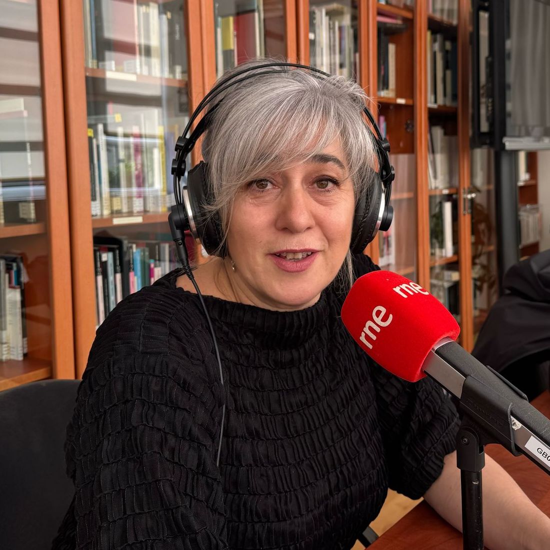 Con ellas. Mujeres que cuentan - Elisa Sanz García: escenógrafa y figurinista - 18/05/25 episode artwork