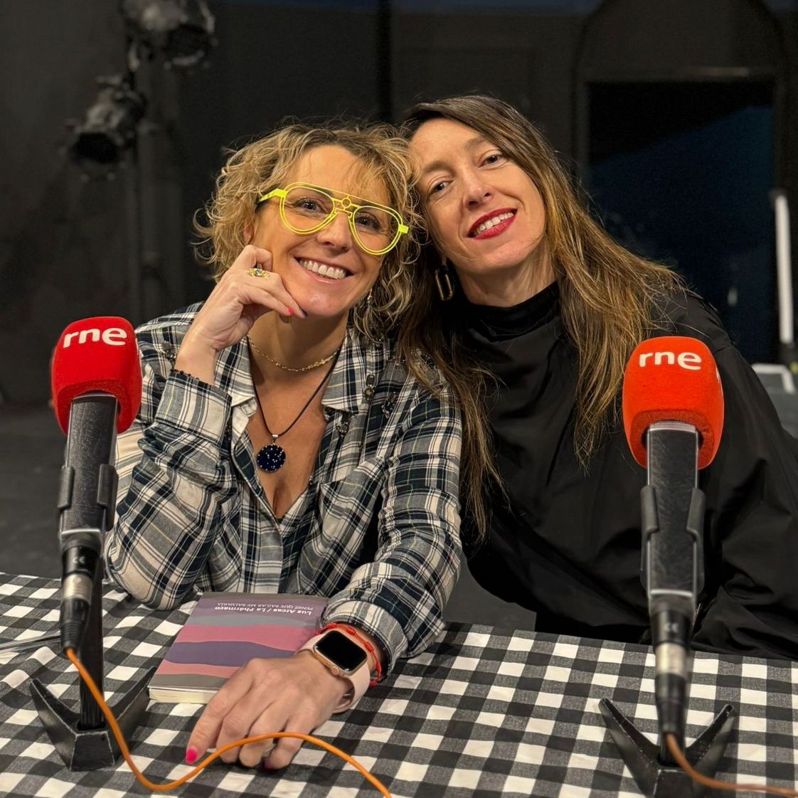 Con ellas. Mujeres que cuentan - Luz Arcas López: Bailarina, generadora de proyectos episode artwork