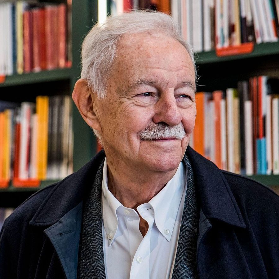 Emisión en árabe - Eduardo Mendoza, Premio Princesa de Asturias de las Letras - 25/09/25 Emisión en árabe - Eduardo Mendoza, Premio Princesa de Asturias de las Letras - 25/09/25