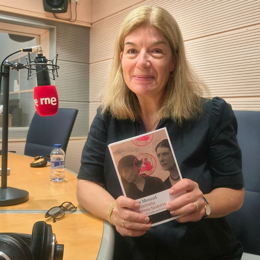 English Language Broadcast - "This Strange Eventful History": diaspora, home and family English Language Broadcast - "This Strange Eventful History": diaspora, home and family
