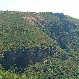 Entre probetas - Xeoparque Montañas do Courel - 27/05/25 Entre probetas - Xeoparque Montañas do Courel - 27/05/25