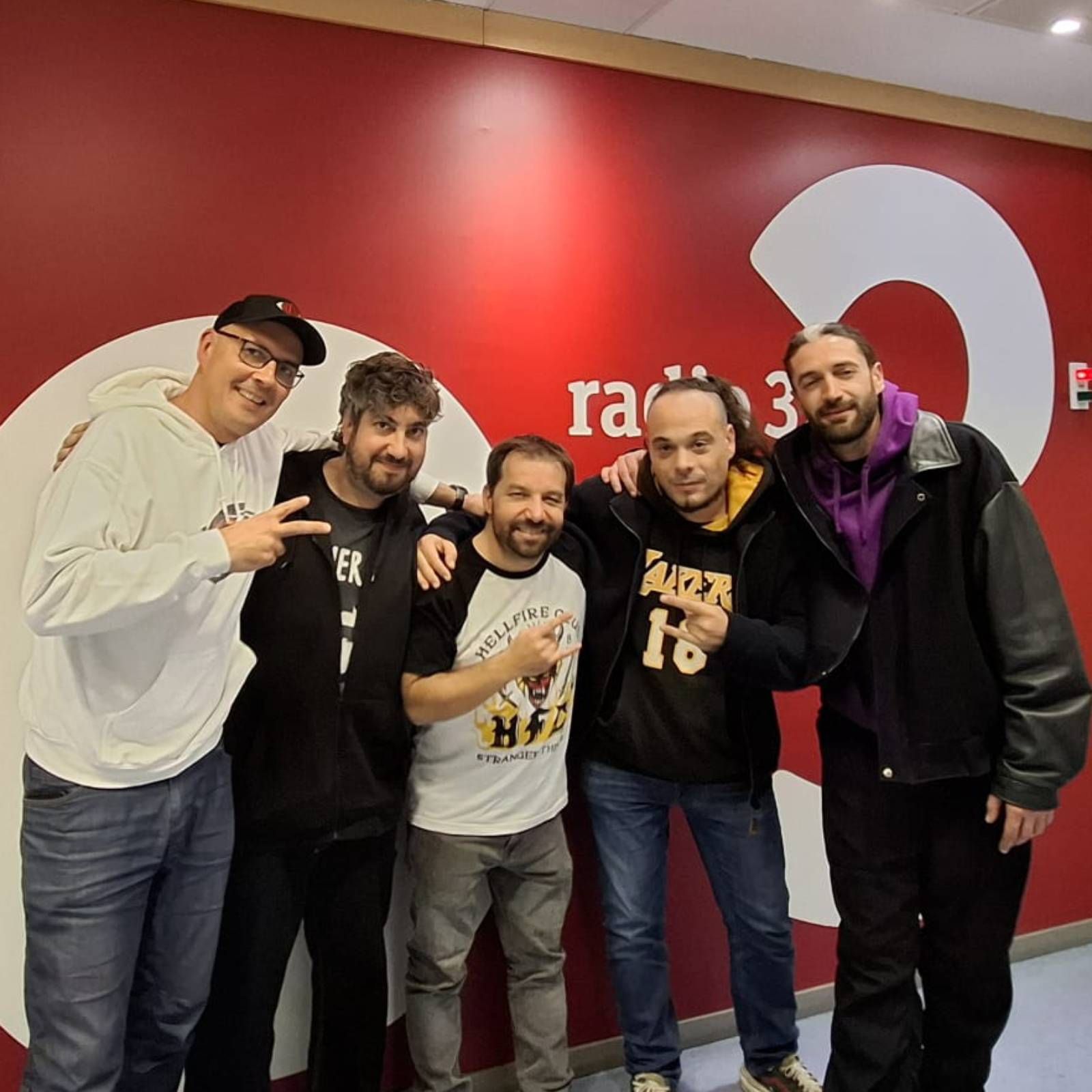 El vuelo del Fénix - Entrevista Los Niños de los Ojos Rojos - 18/11/25