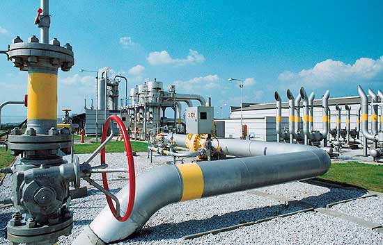 Los envíos rusos de gas a Europa, bajo mínimos, mientras Rusia y ...