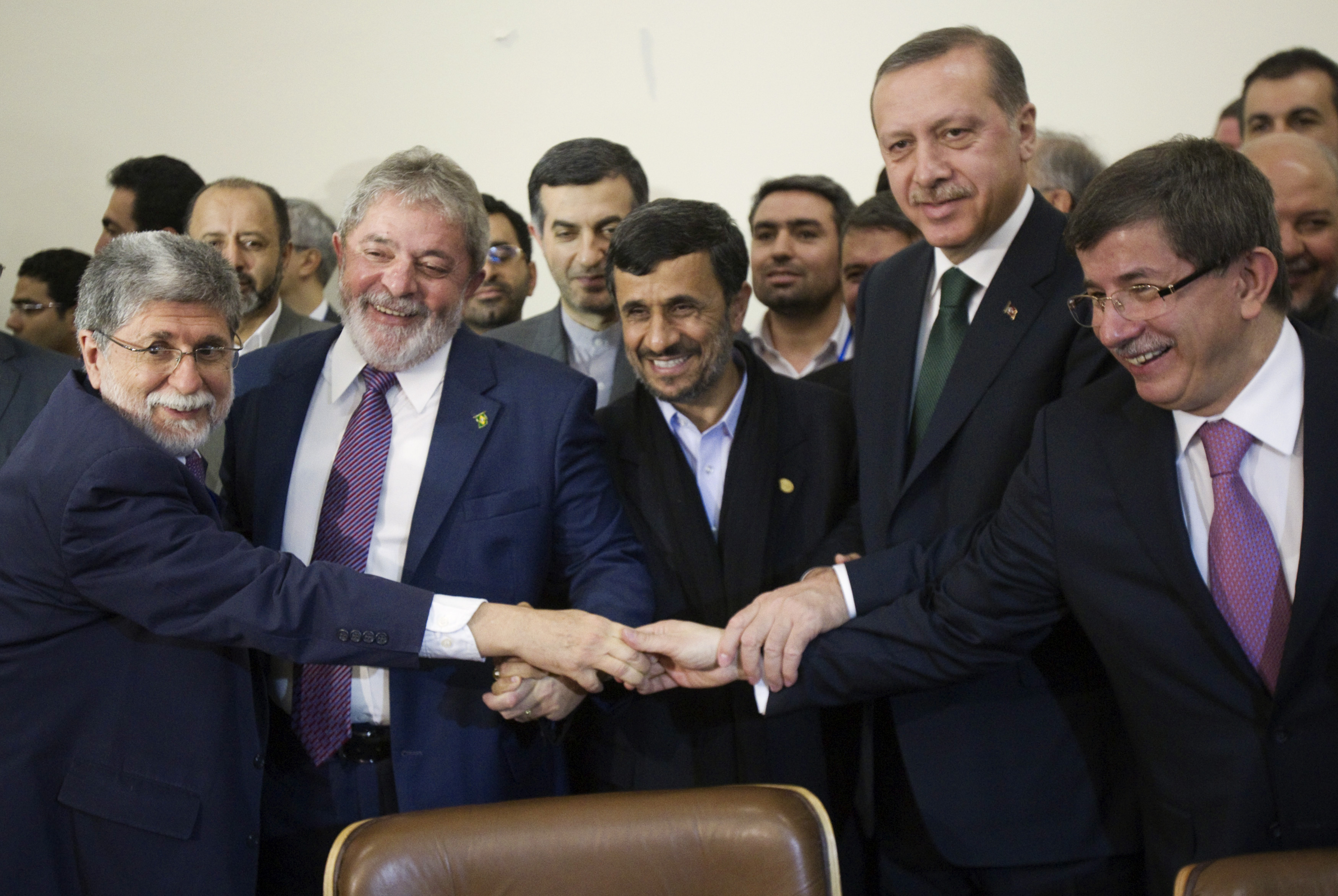 Erdogan llama por teléfono a putin y obama para defender el nuevo acuerdo nuclear con irán