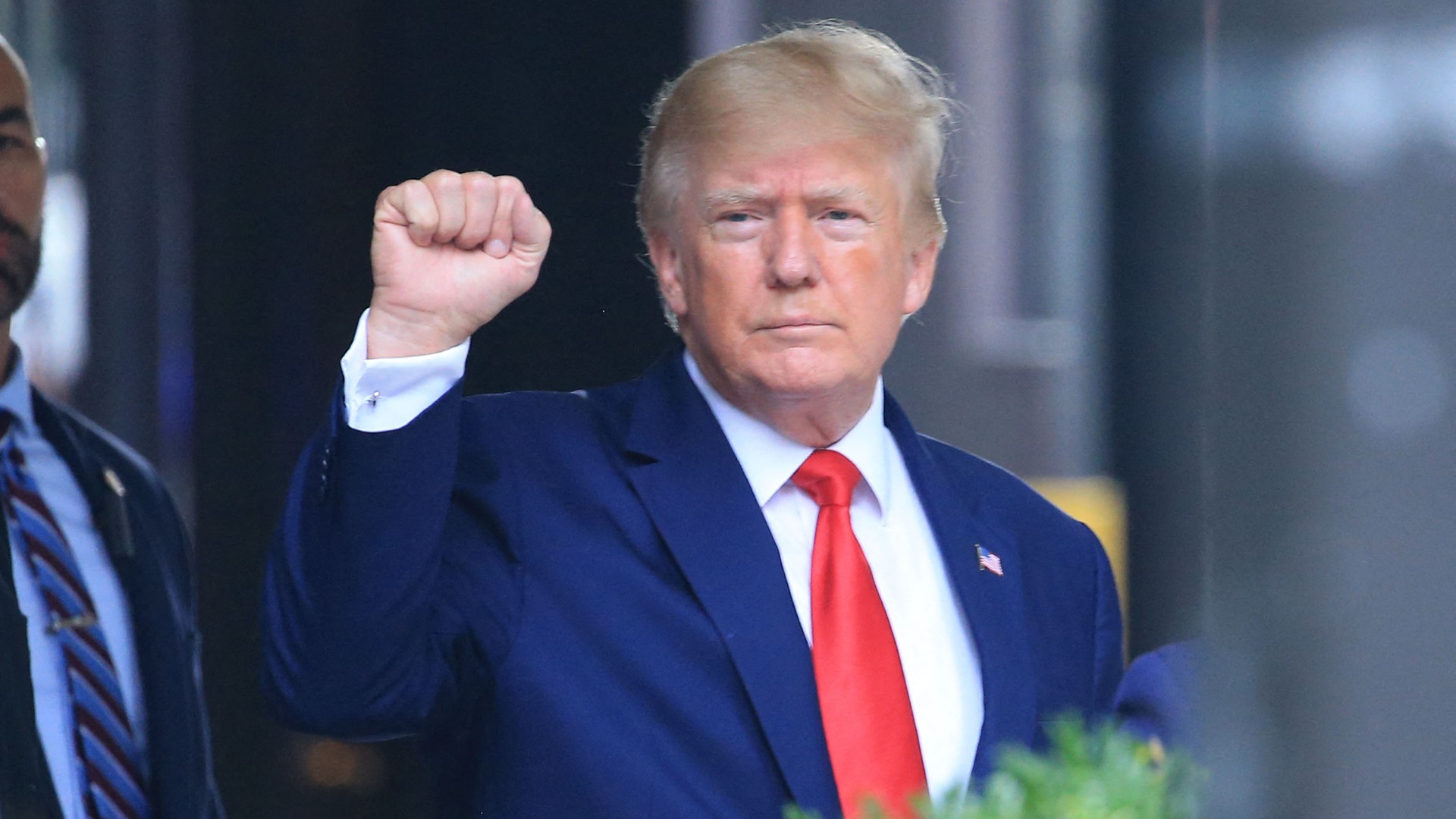 El FBI investiga a Trump por una presunta violación de la Ley de ...